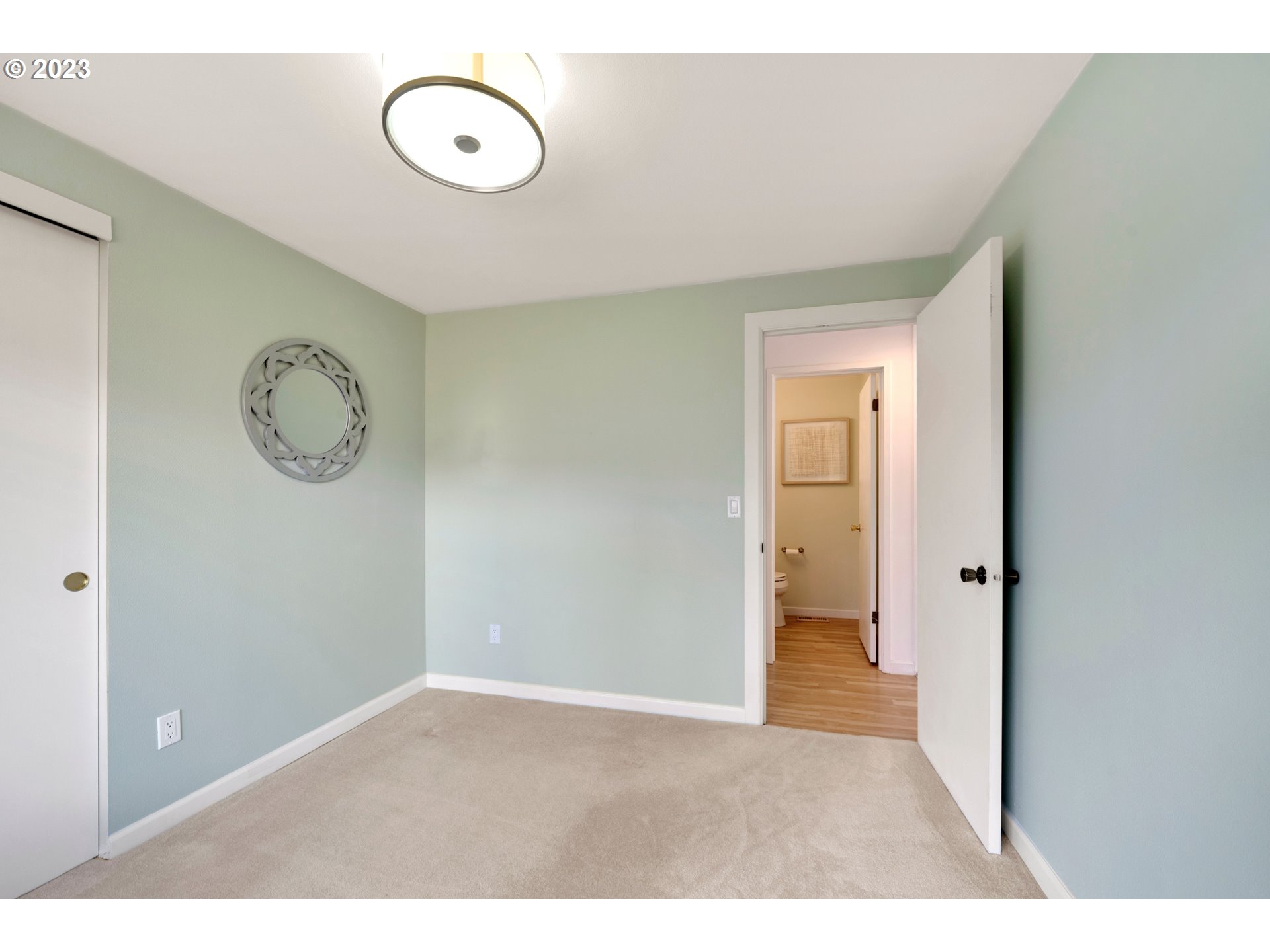 8 HOTSPUR ST
