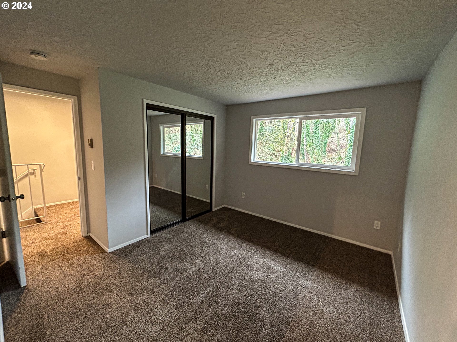 24070 NE TREEHILL DR