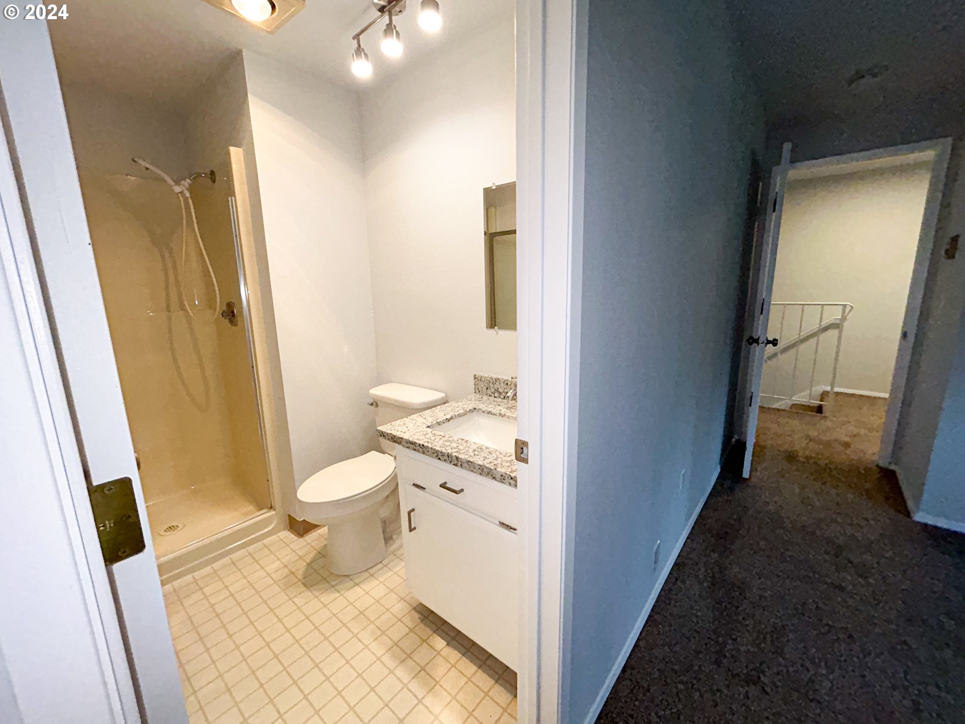 24070 NE TREEHILL DR