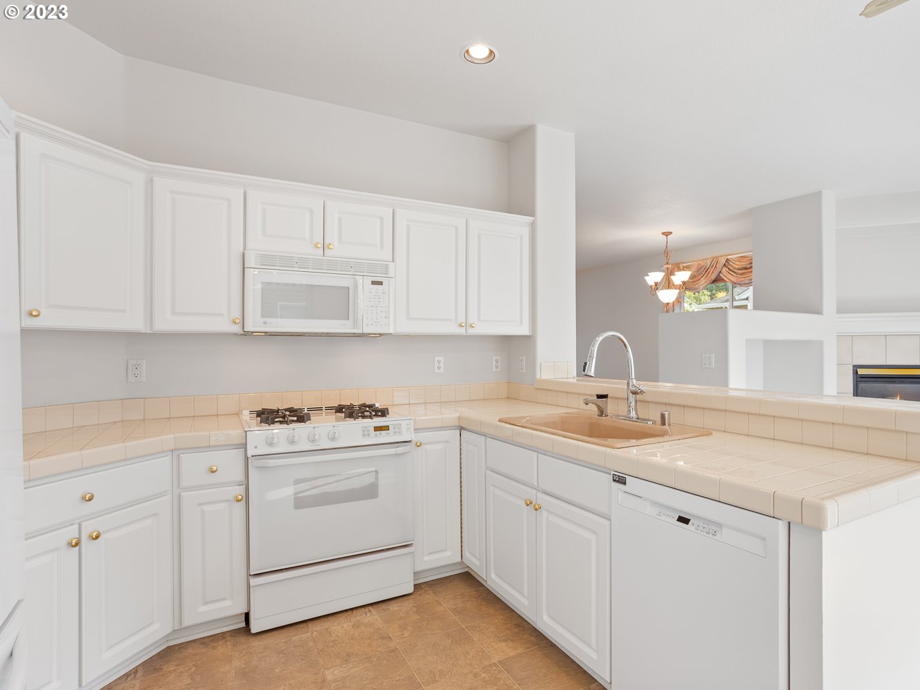 10604 NE 22ND PL