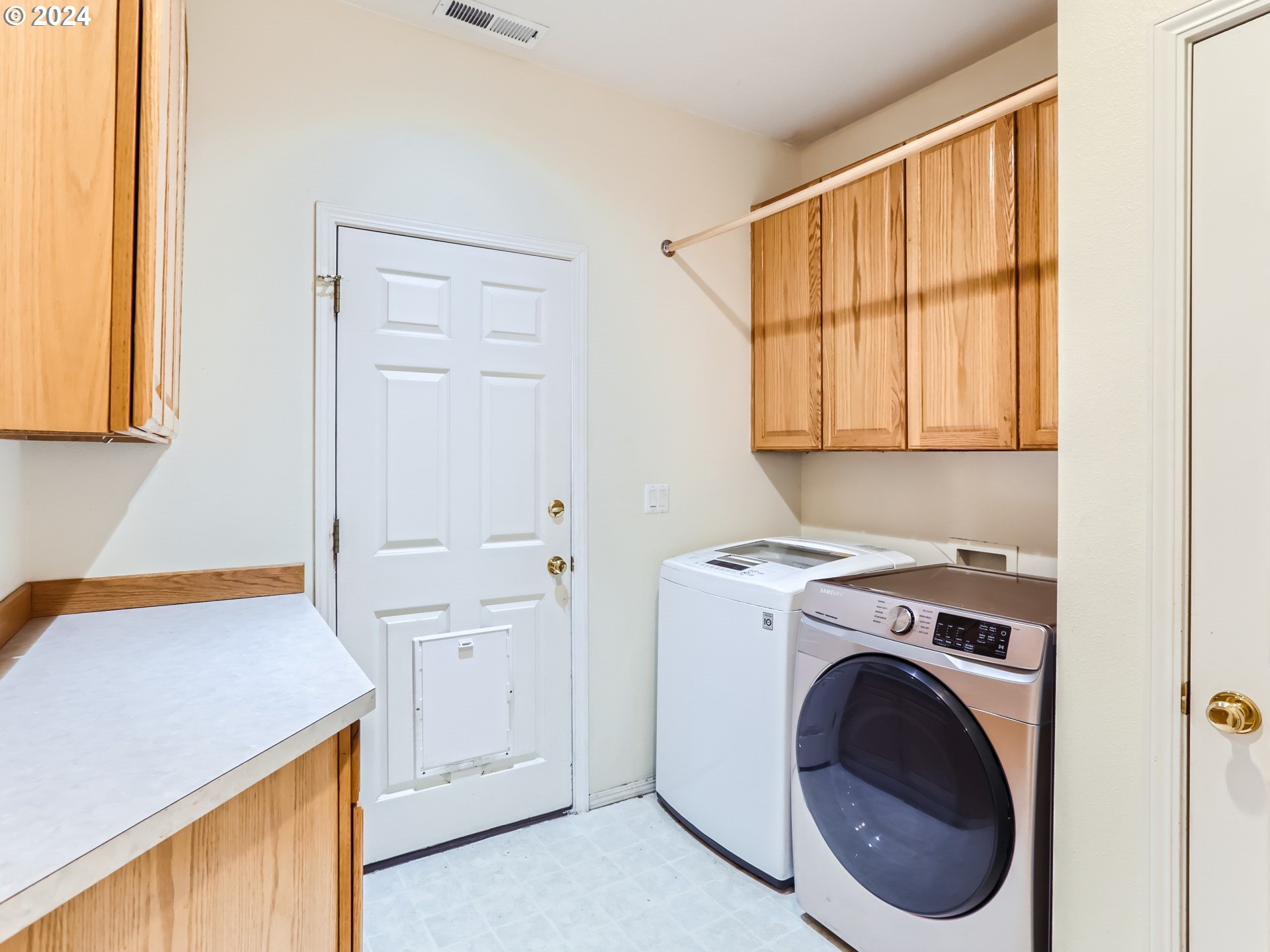 1678 NE ORENCO STATION PKWY