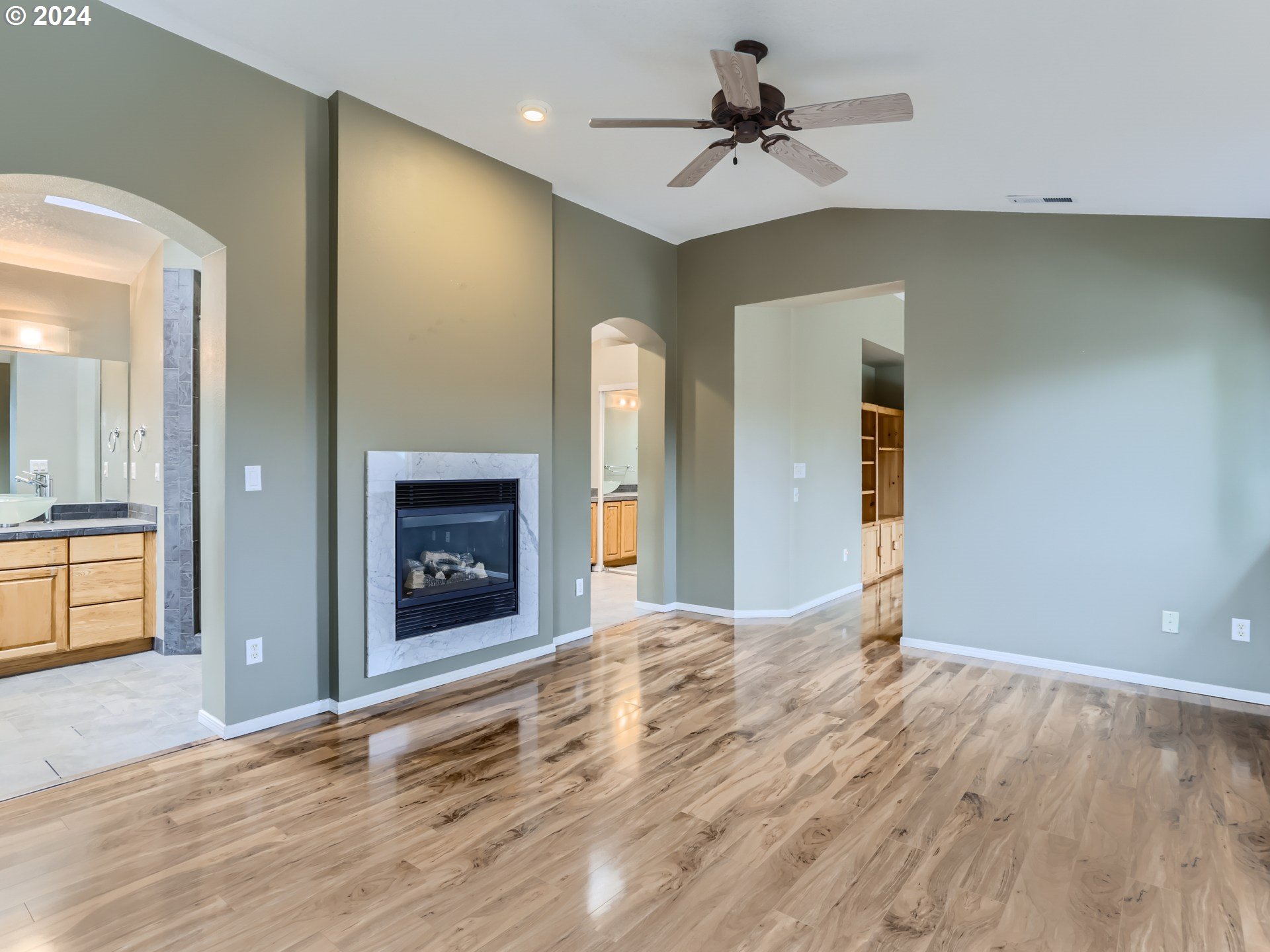 1678 NE ORENCO STATION PKWY