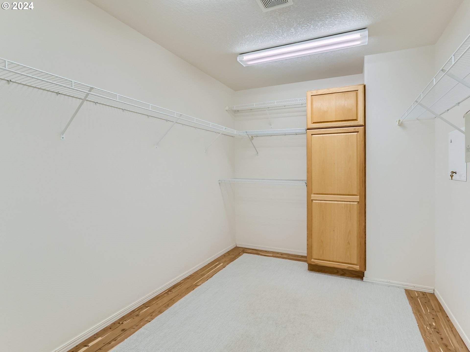 1678 NE ORENCO STATION PKWY