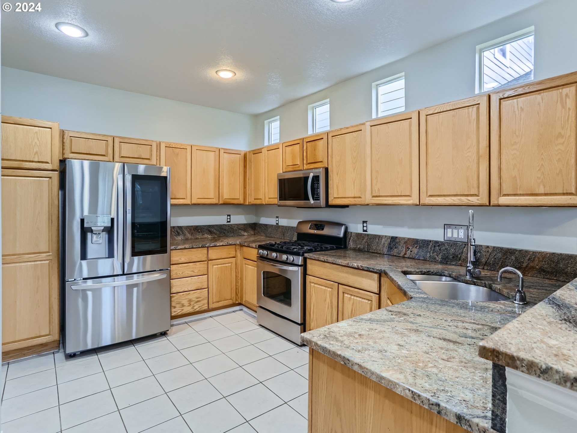 1678 NE ORENCO STATION PKWY