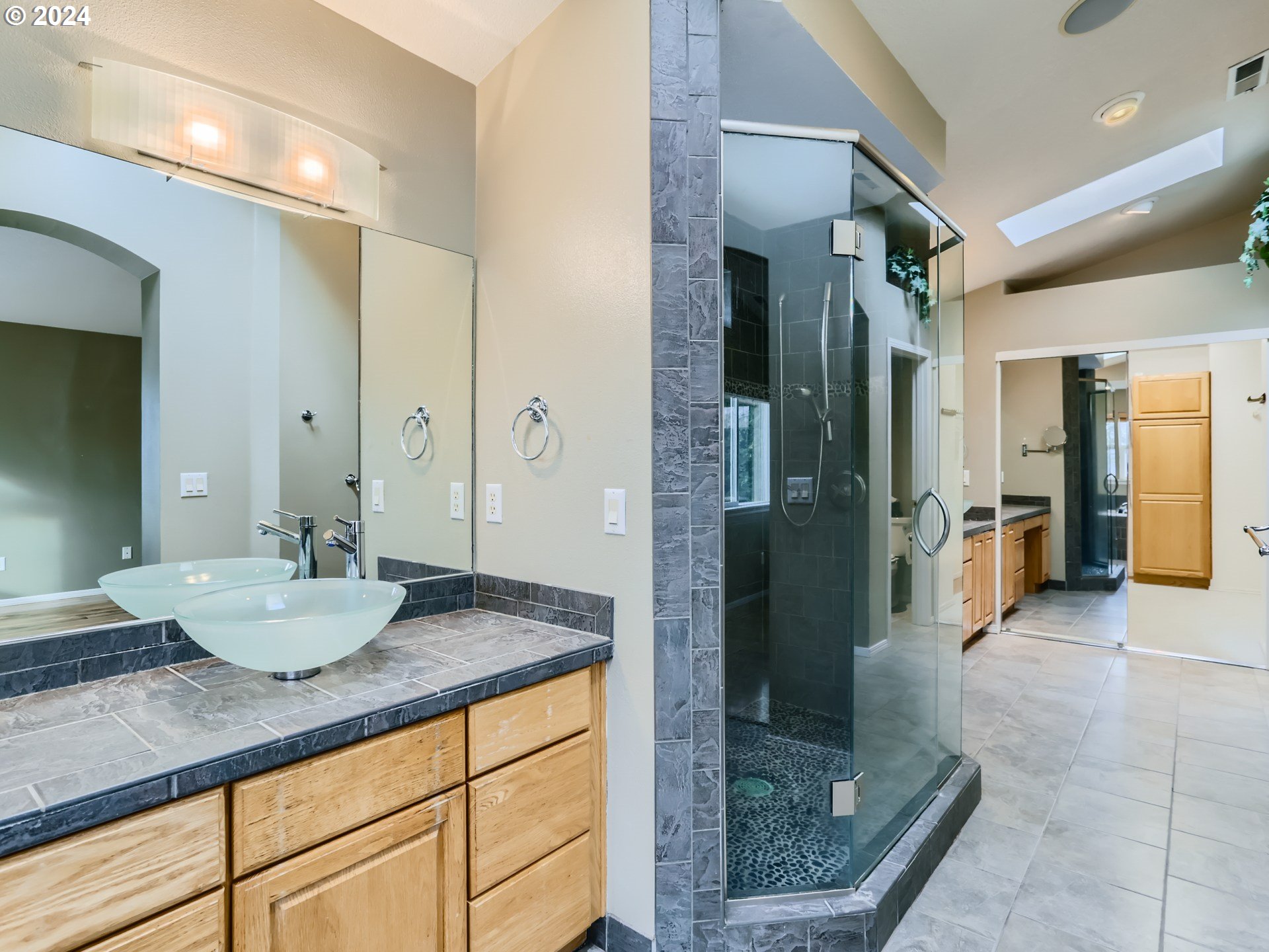 1678 NE ORENCO STATION PKWY