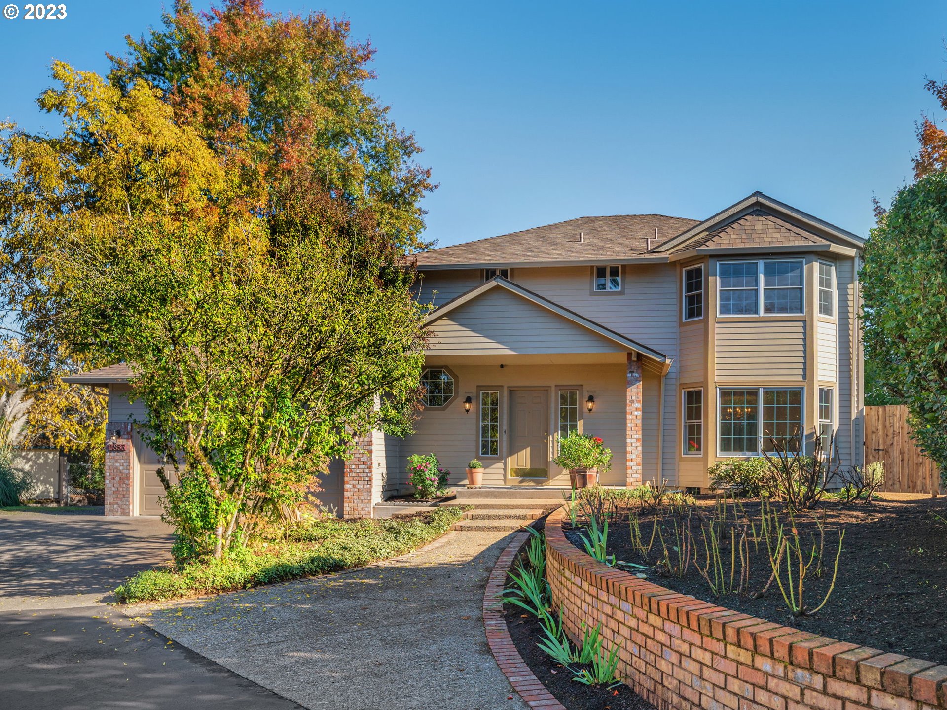 2853 SE Maple ST
