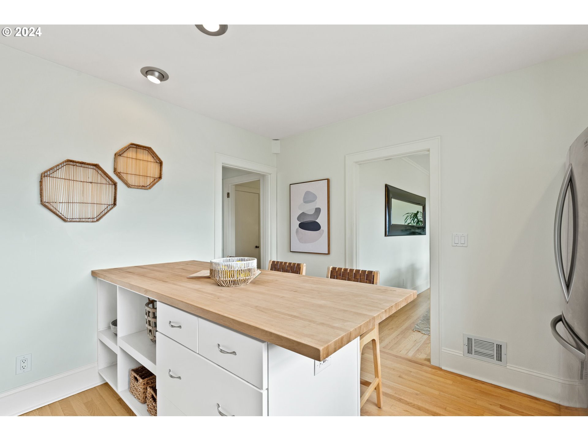 3525 SW COUNCIL CREST DR