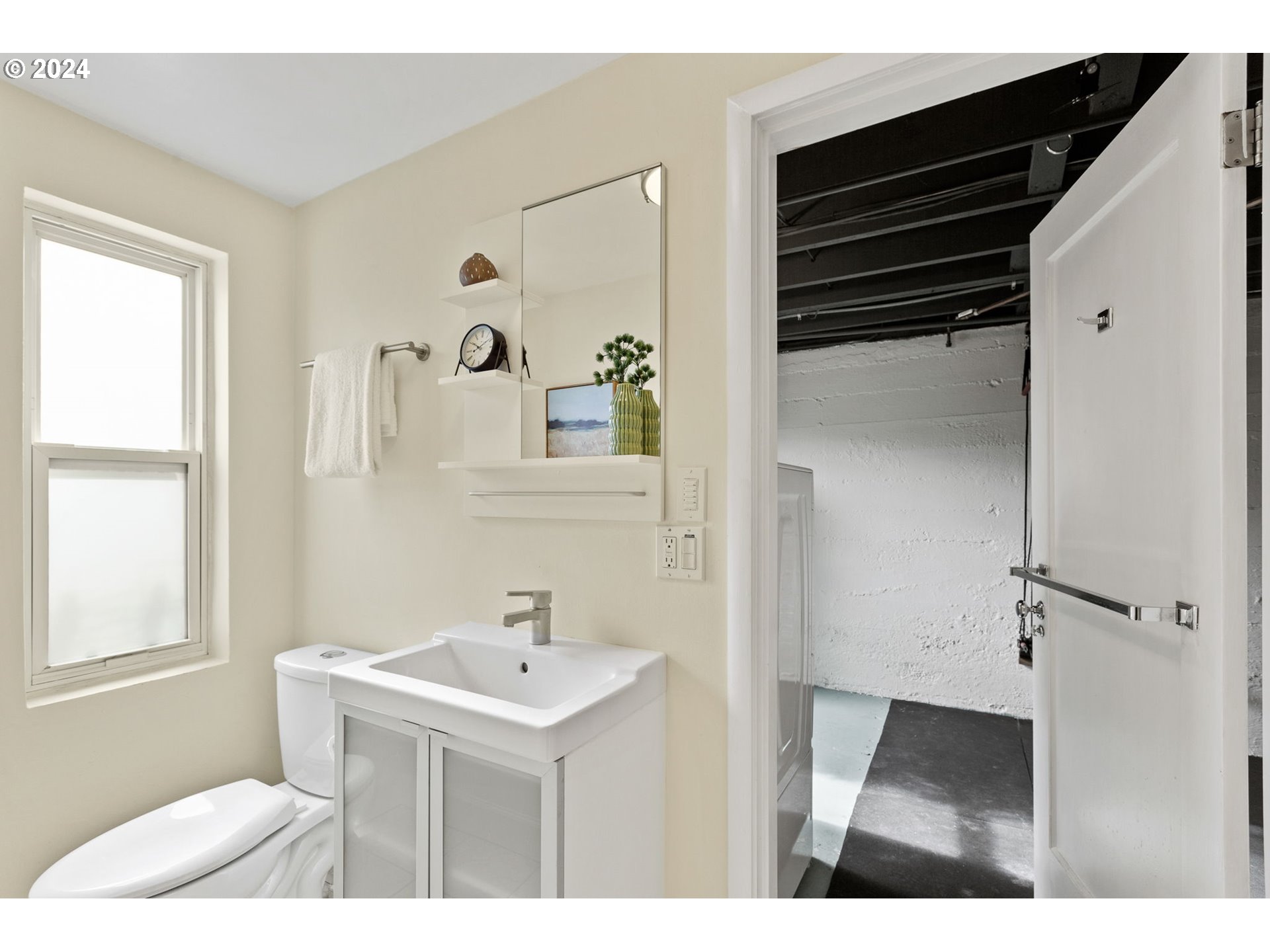 3525 SW COUNCIL CREST DR