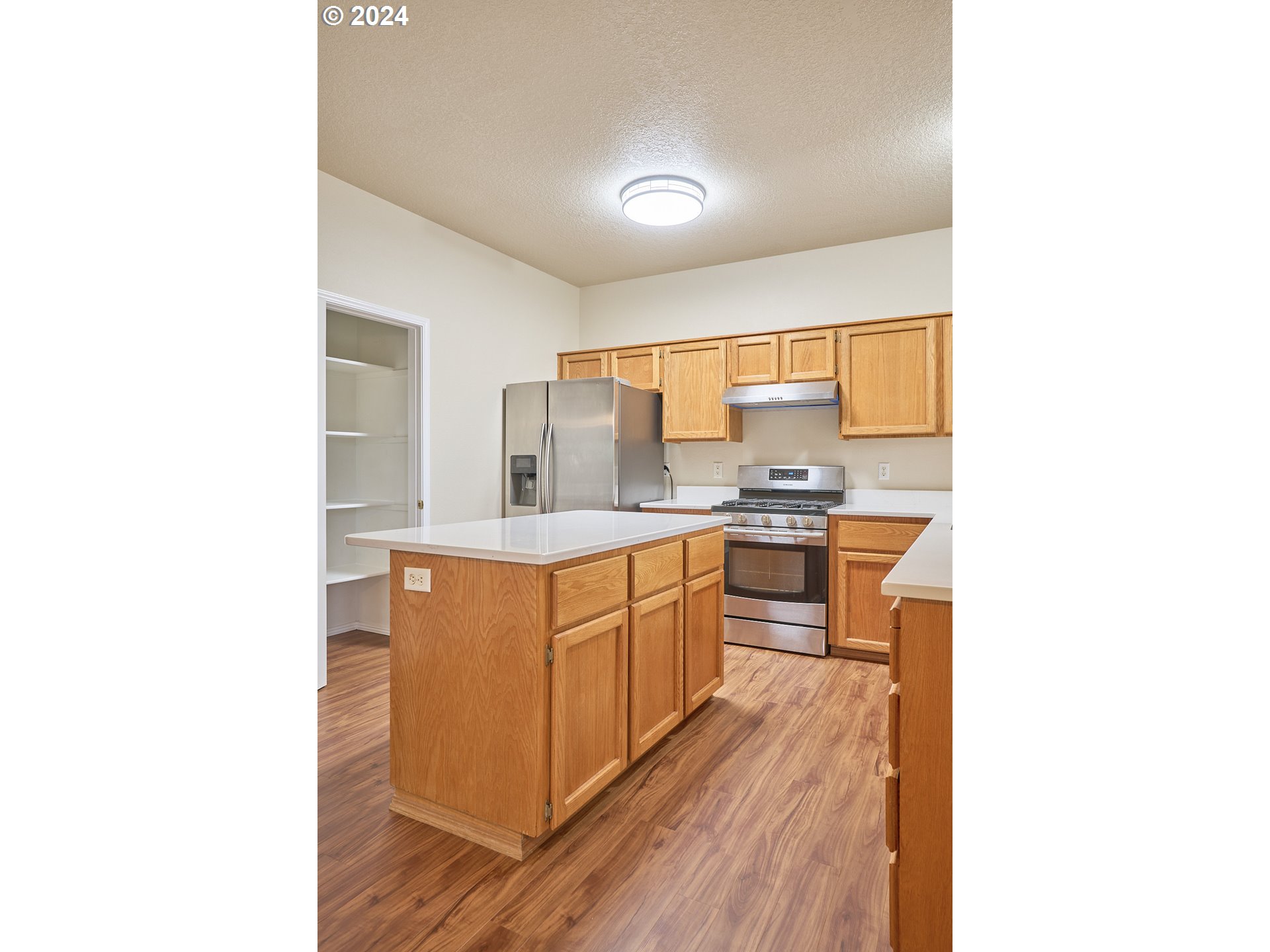 2833 SE TUMBLESTONE DR