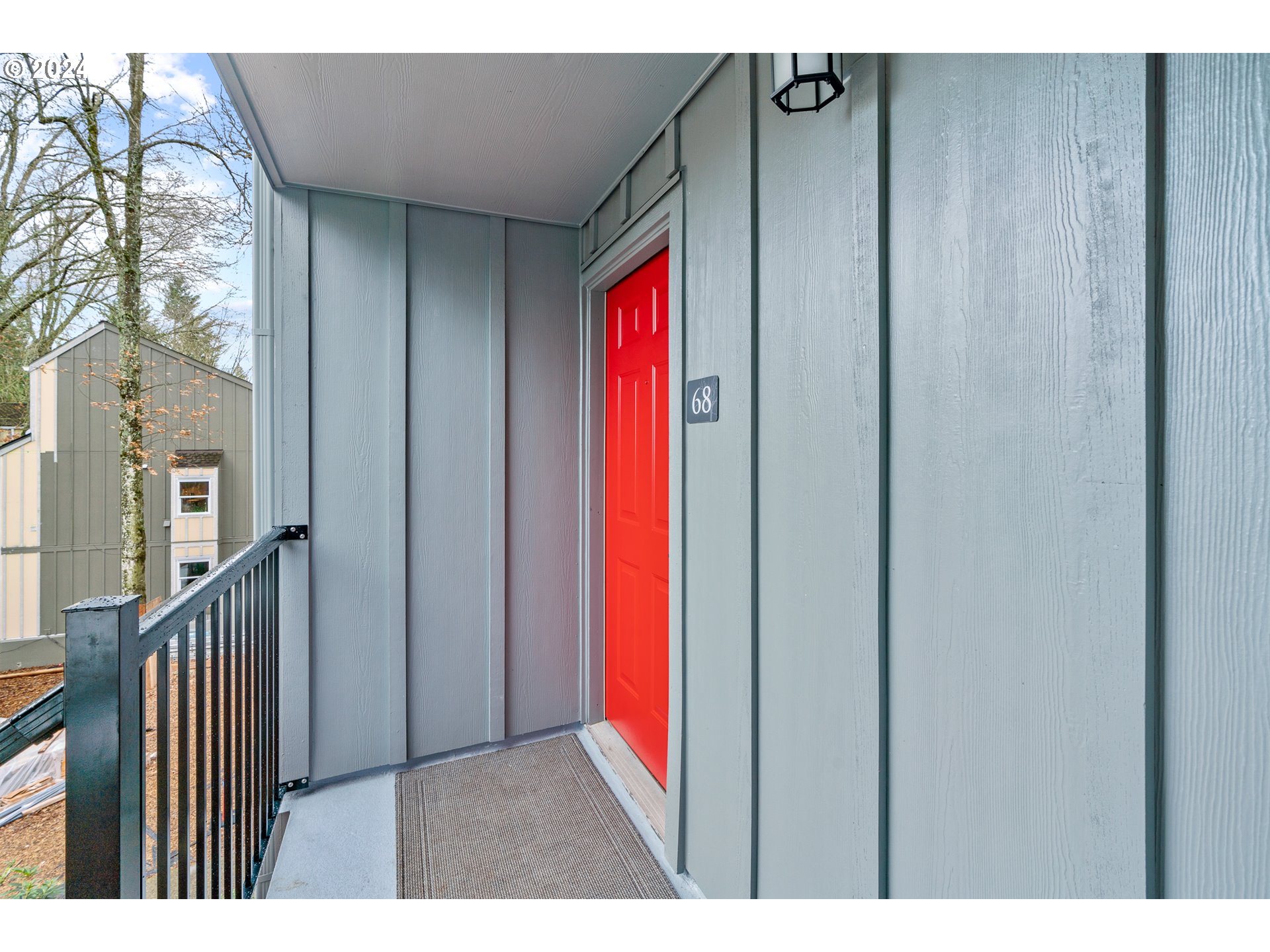 4 TOUCHSTONE Unit: 68