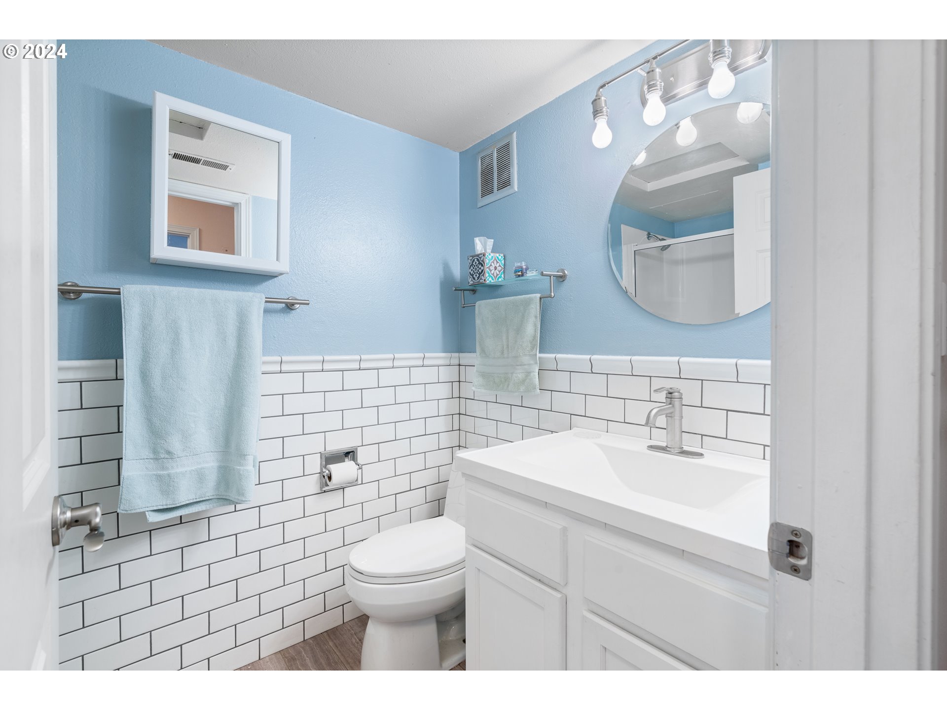 4 TOUCHSTONE Unit: 68