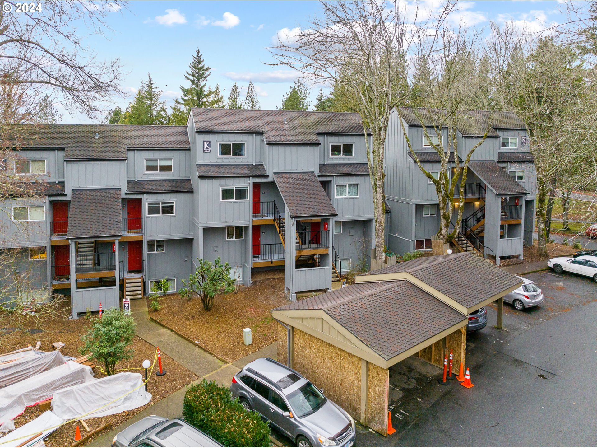 4 TOUCHSTONE Unit: 68