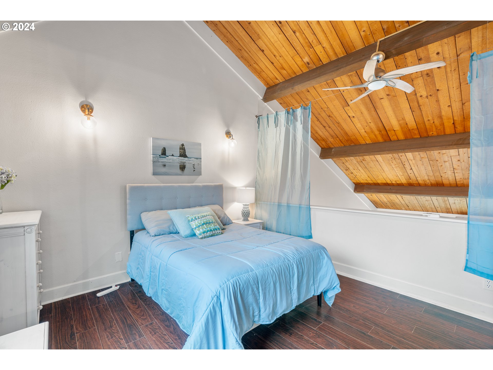 4 TOUCHSTONE Unit: 68