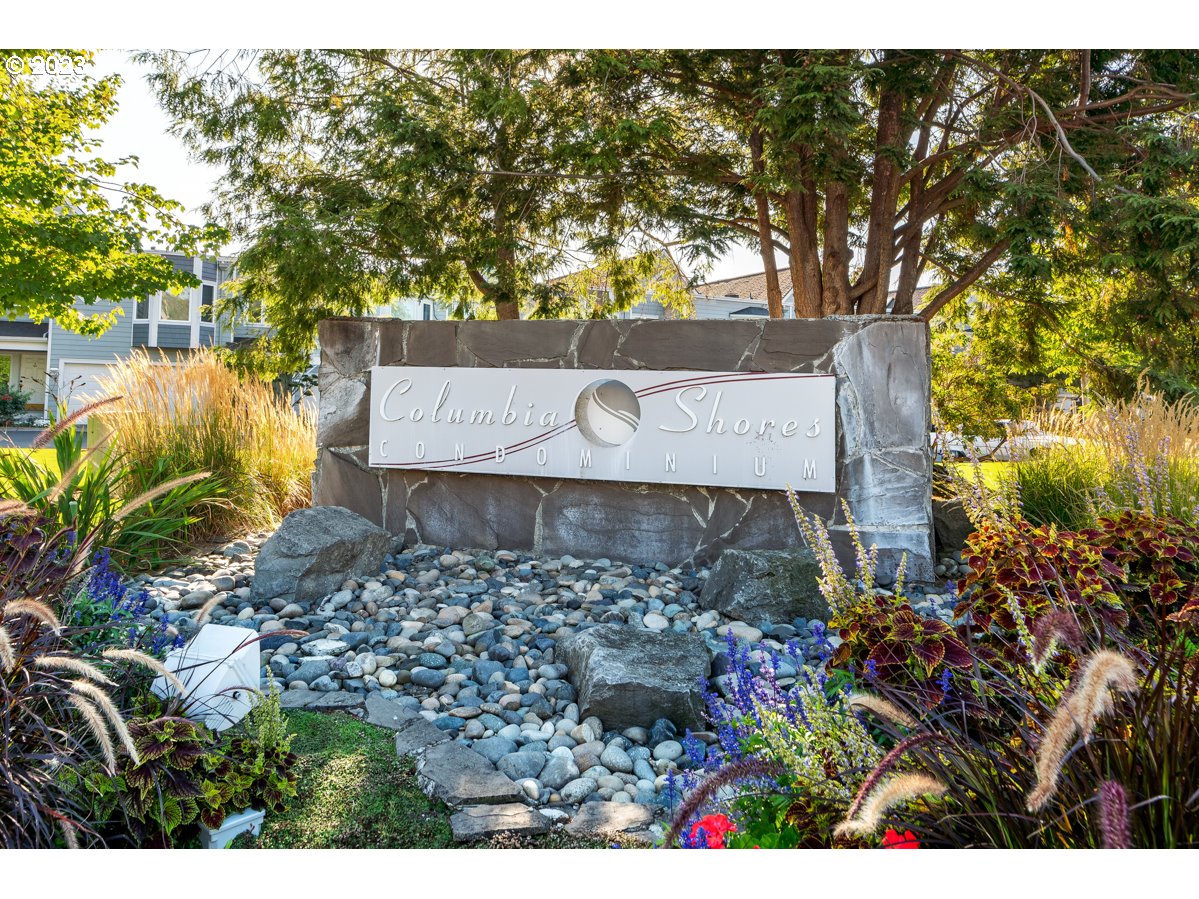 520 SE COLUMBIA RIVER DR Unit: 428