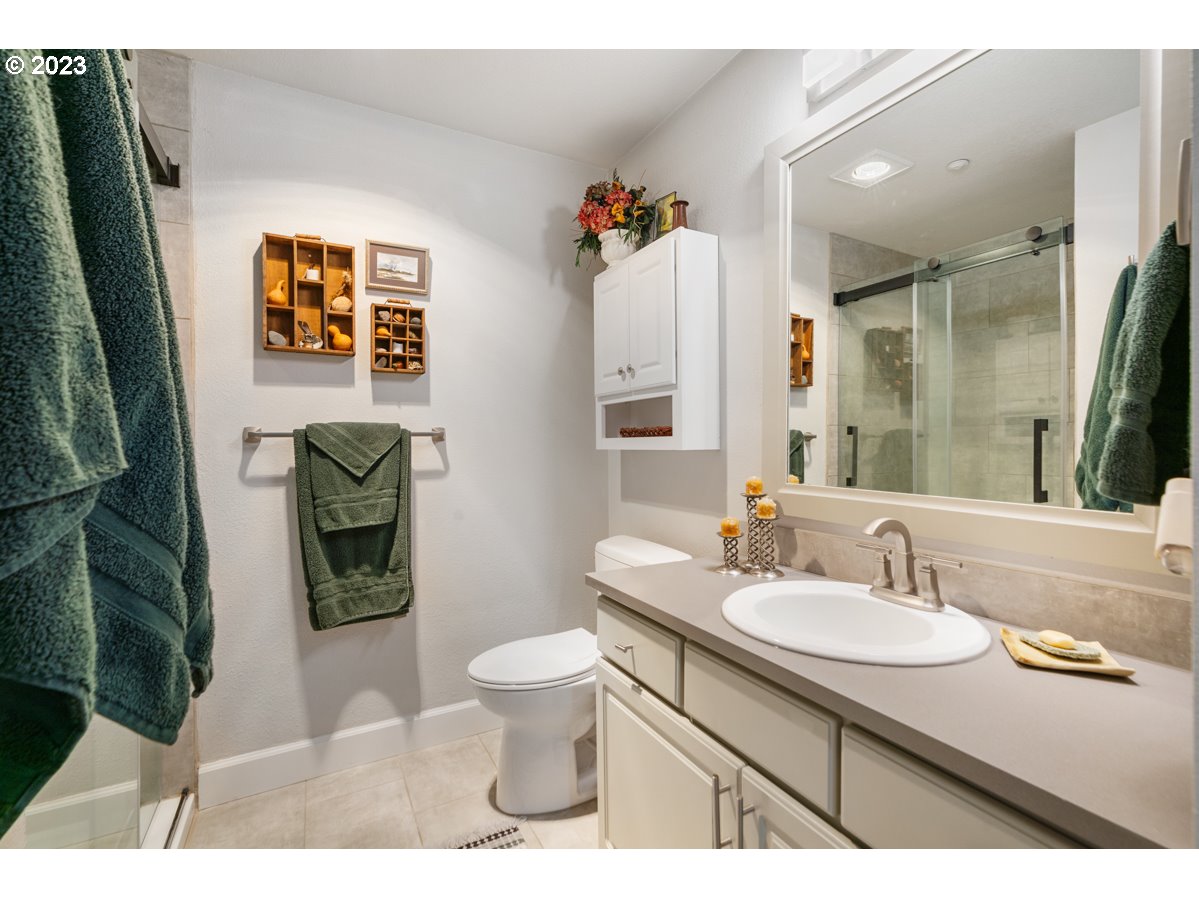 520 SE COLUMBIA RIVER DR Unit: 428