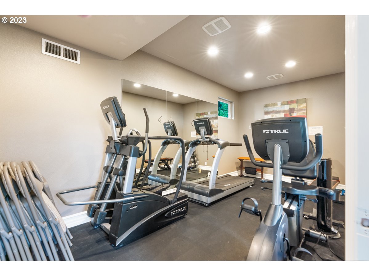 520 SE COLUMBIA RIVER DR Unit: 428