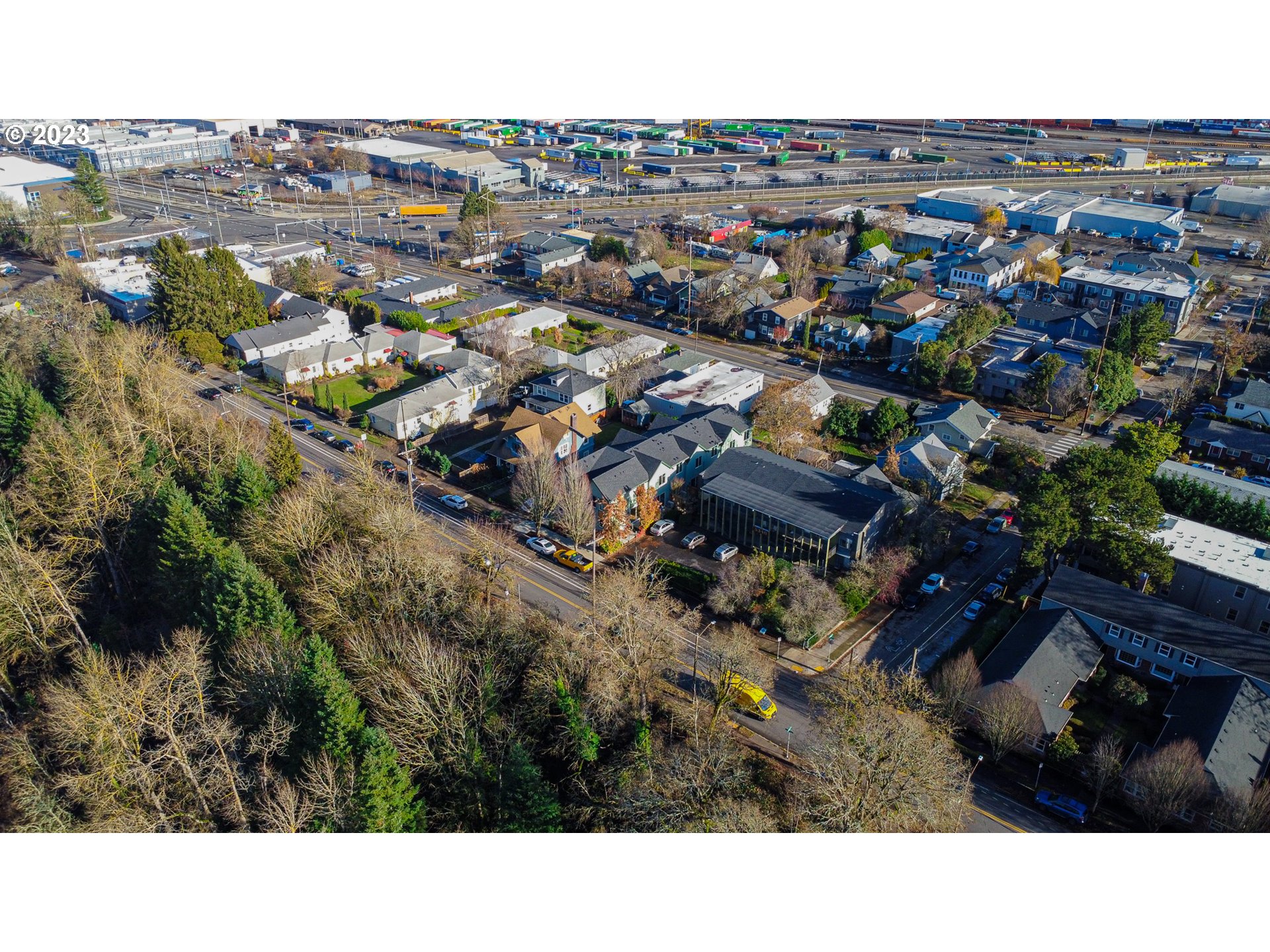 5330 SE Milwaukie AVE 4