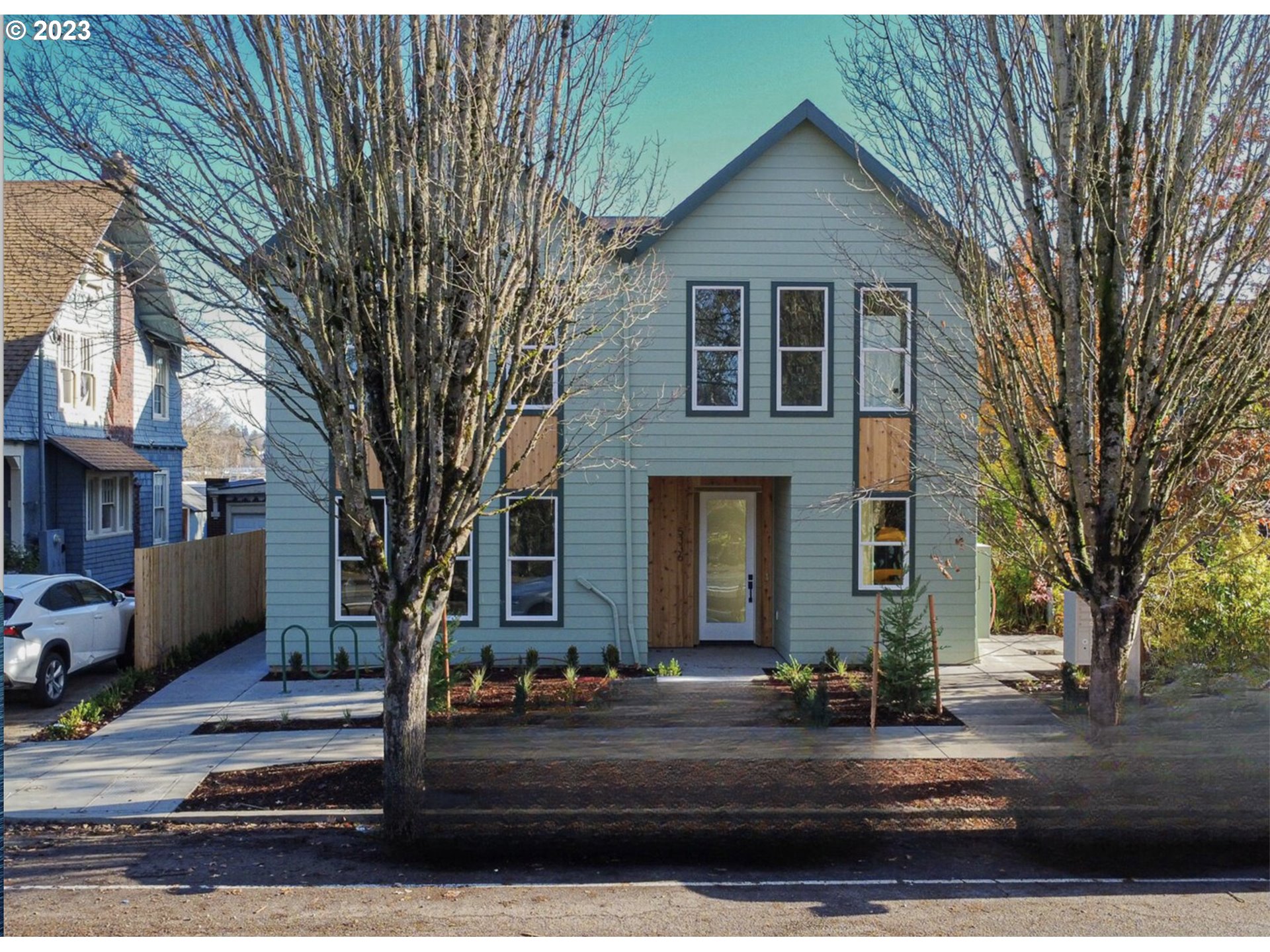 5330 SE Milwaukie AVE 4