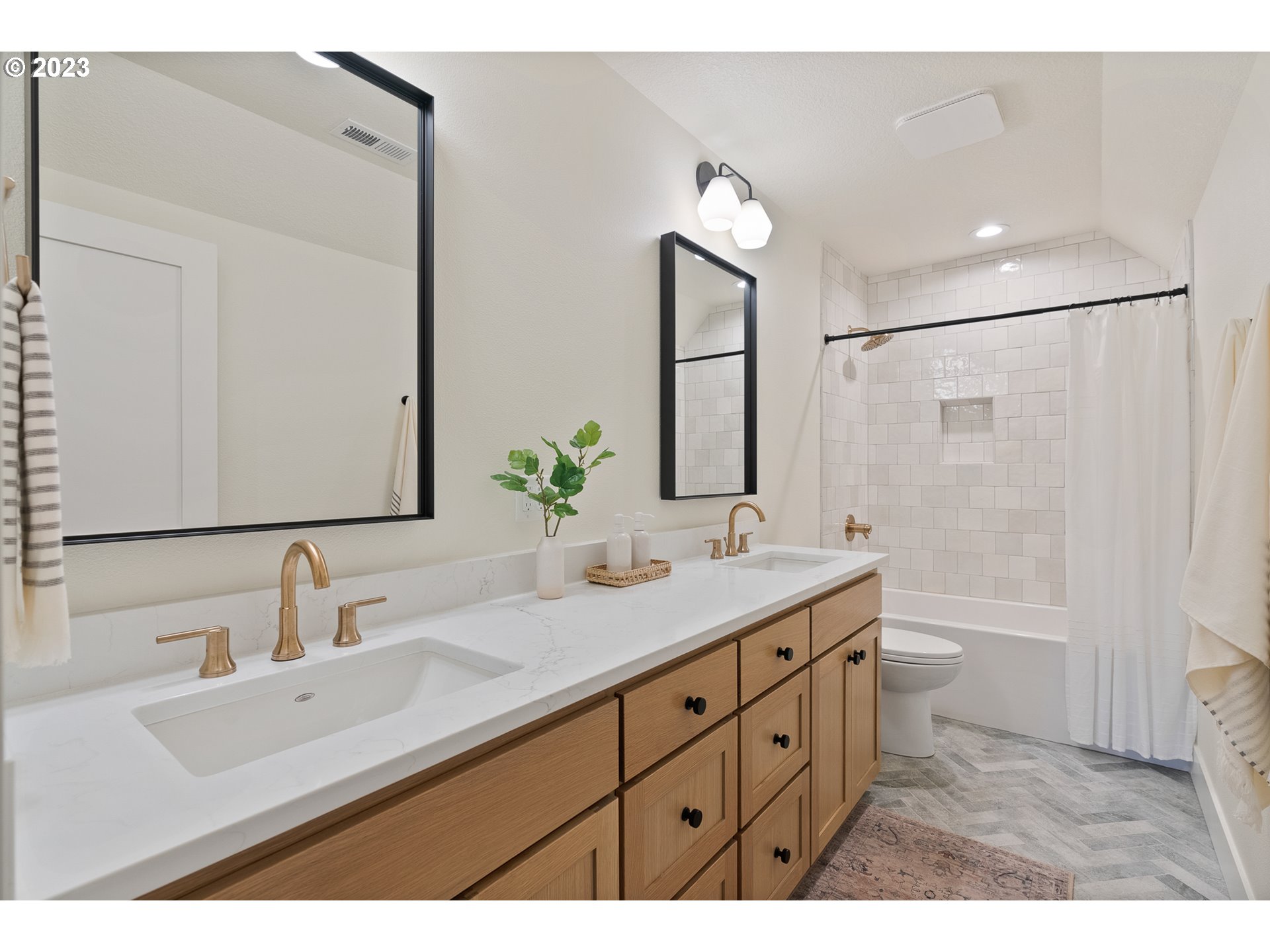 14425 S MACKSBURG RD