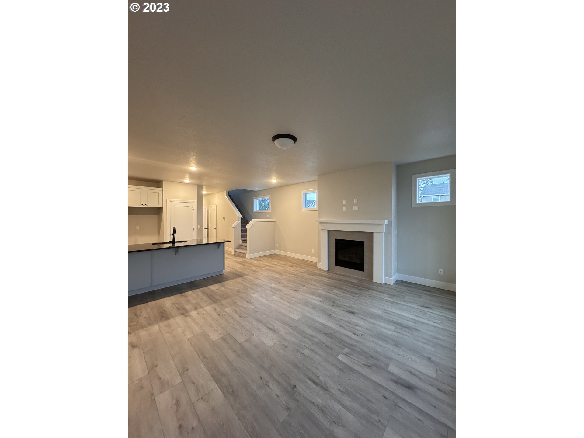 1130 Lillium LN 47