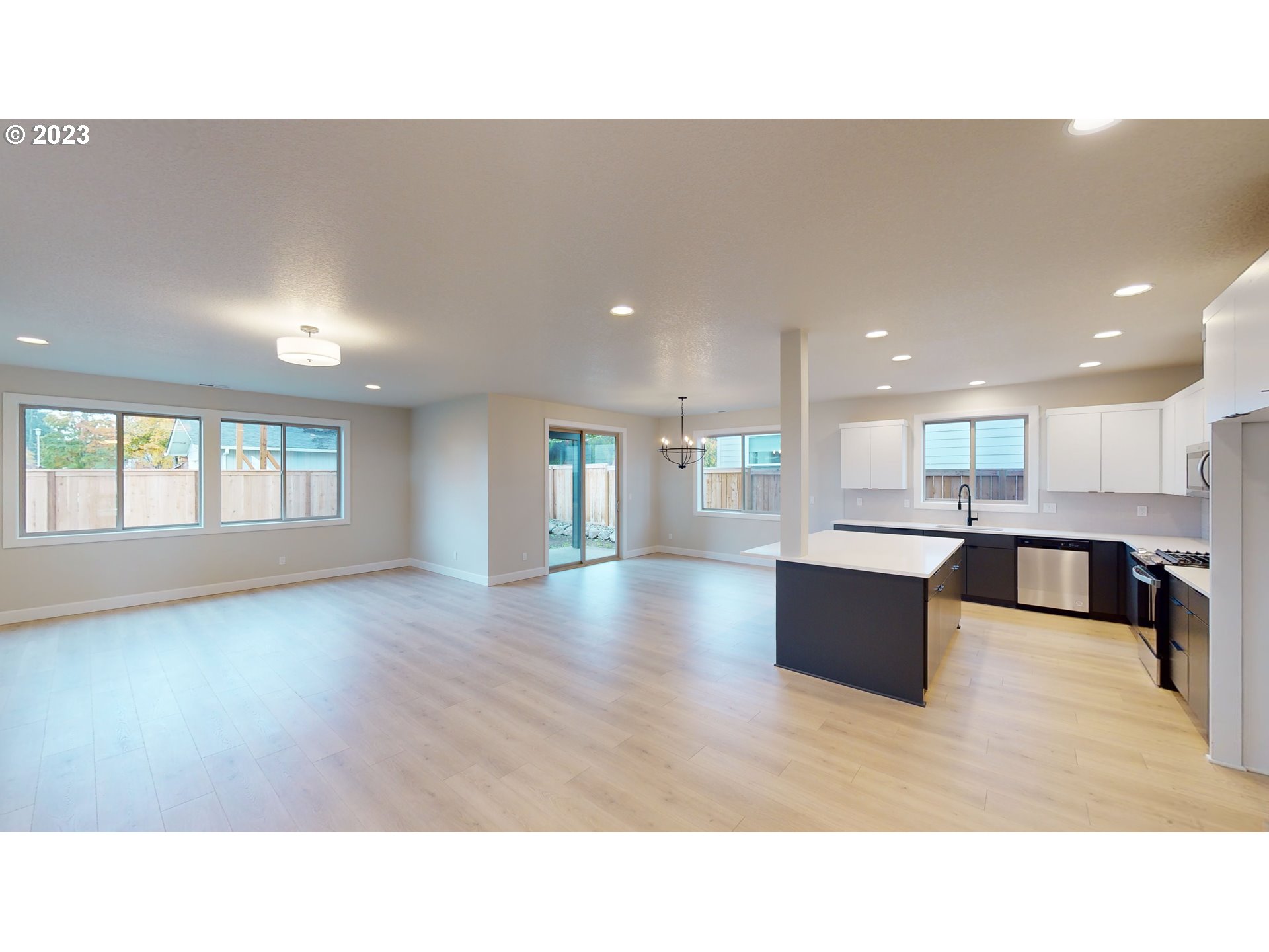 879 NE 17TH AVE Lot 4