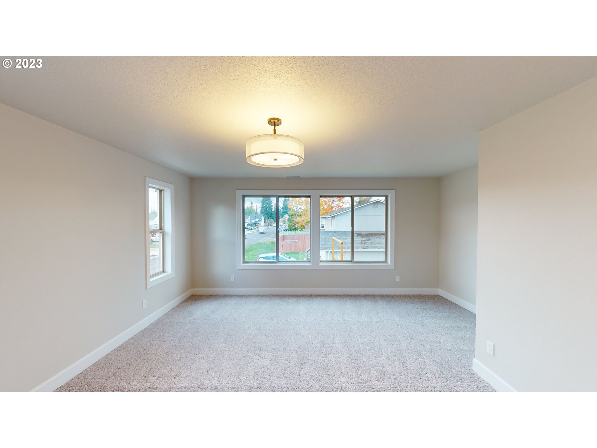 879 NE 17TH AVE Lot 4