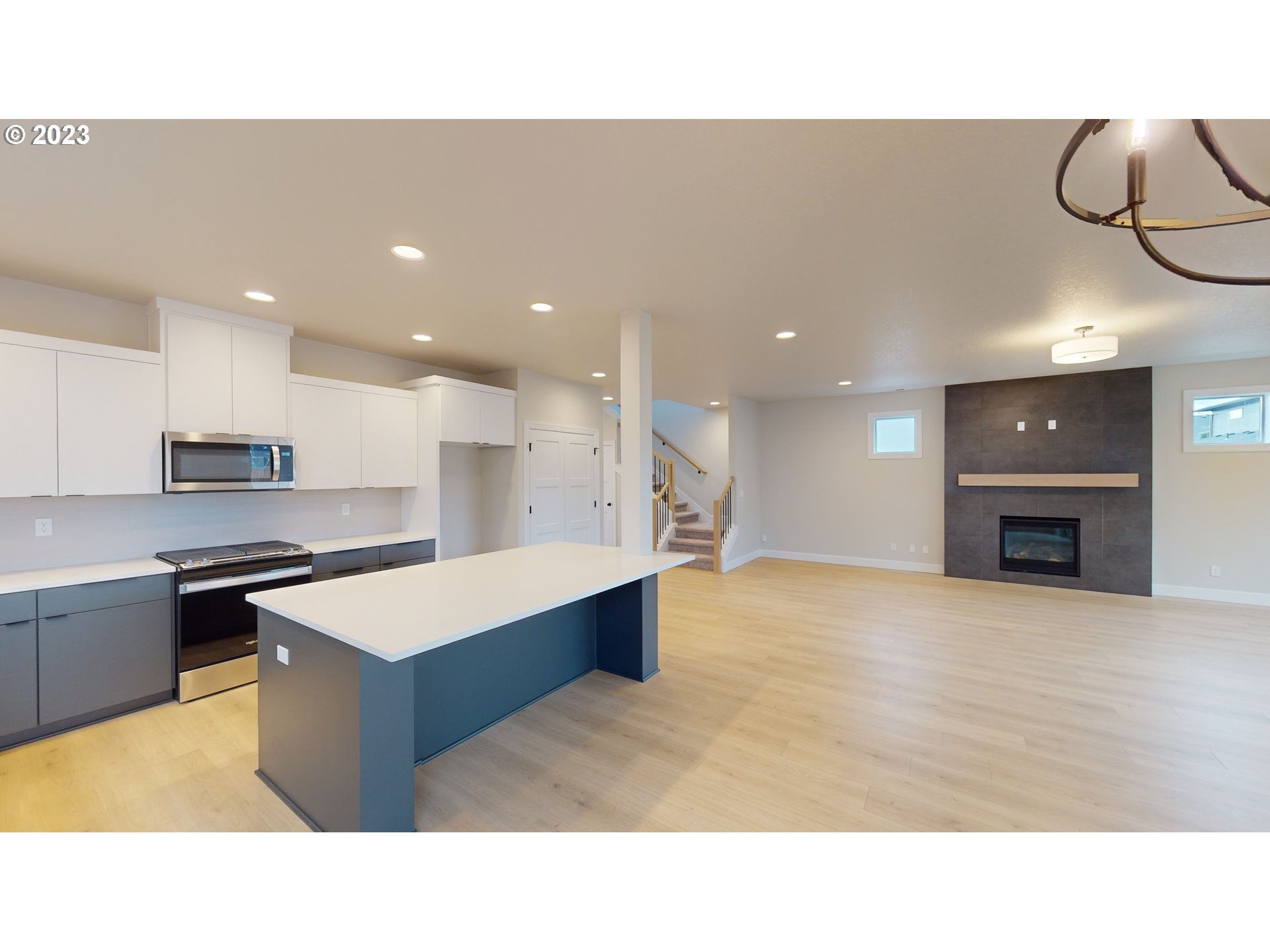 879 NE 17TH AVE Lot 4