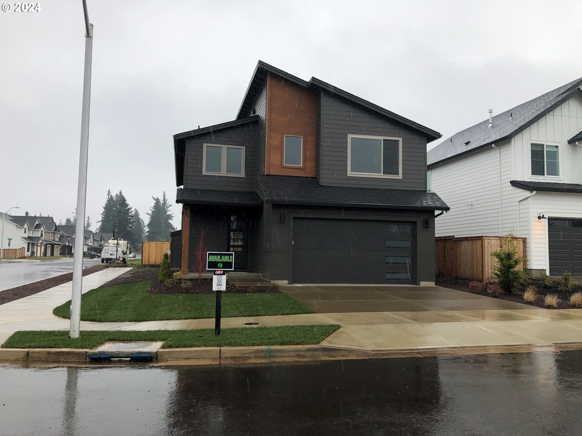 879 NE 17TH AVE Lot 4