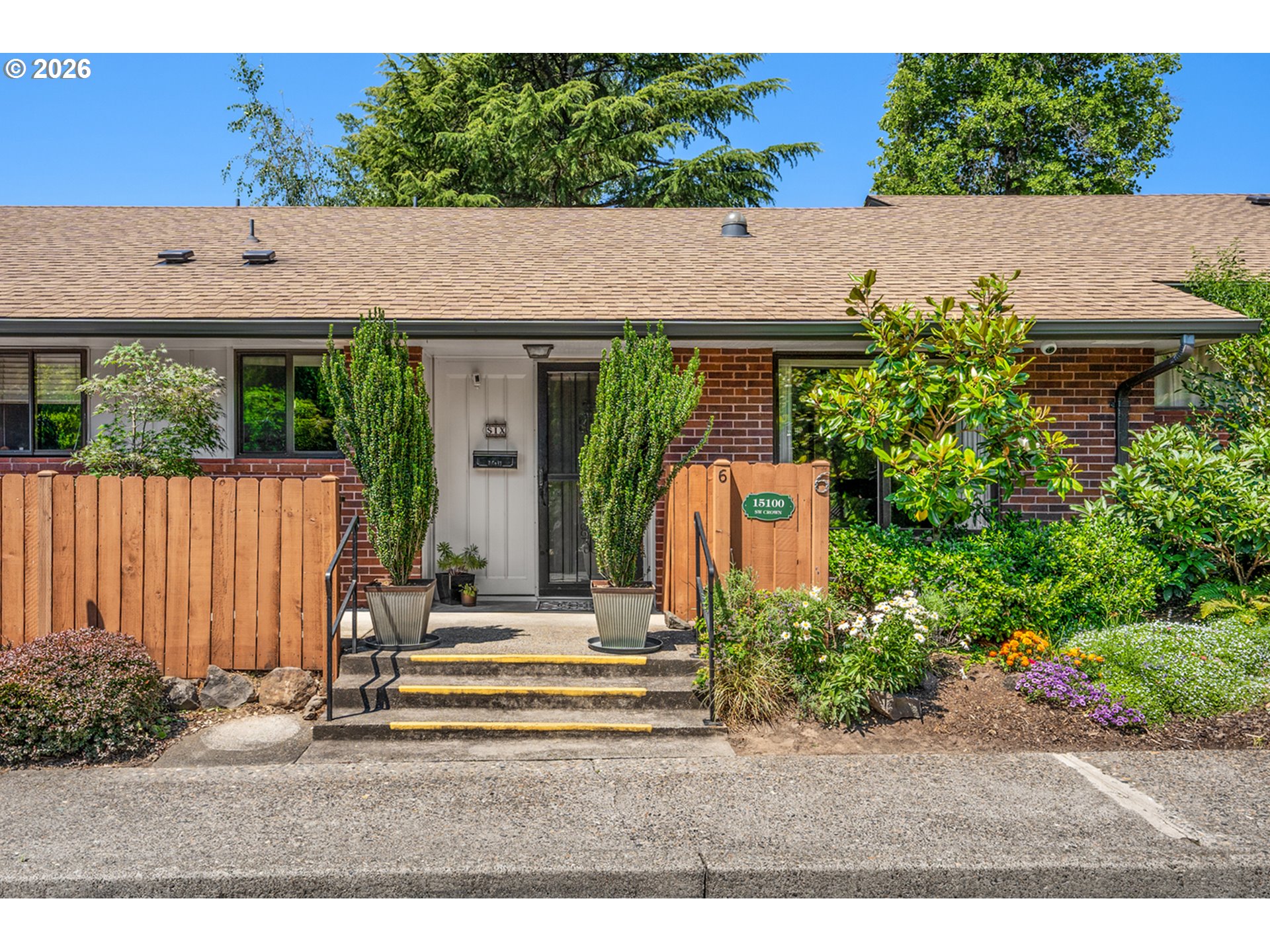 15100 SW CROWN DR 6