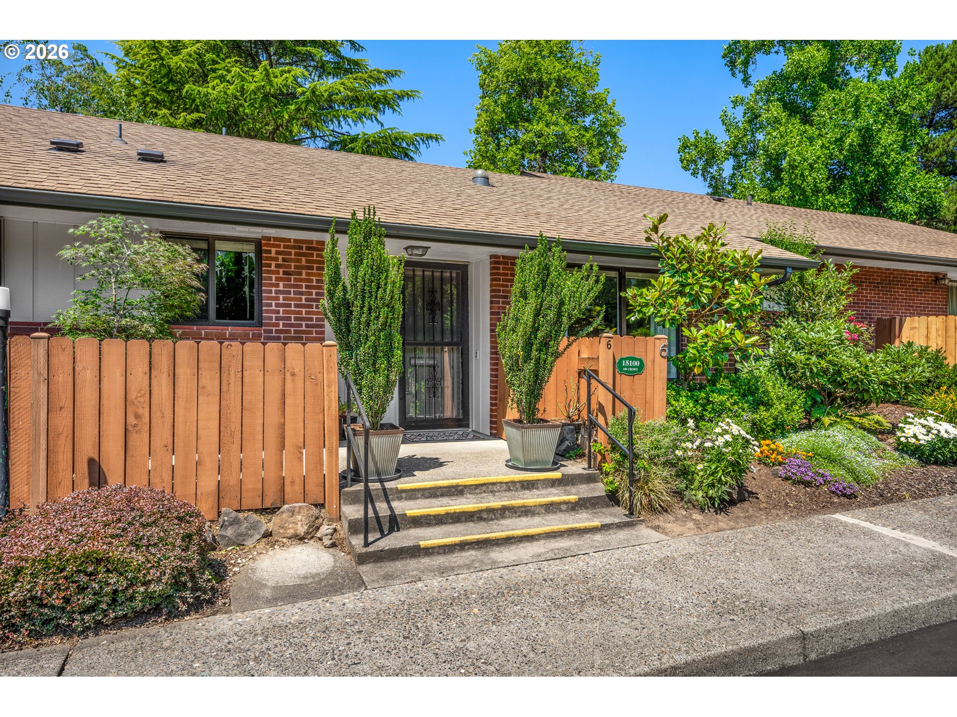 15100 SW CROWN DR 6