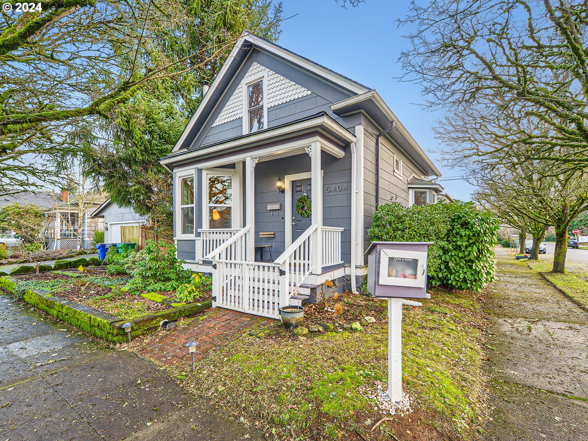 5404 SE GLADSTONE ST