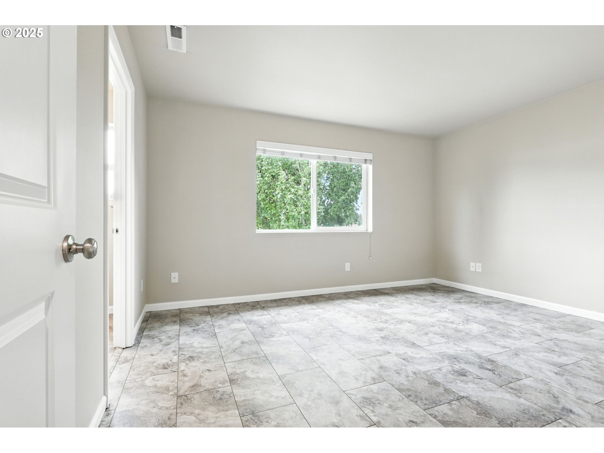 1918 NE 77TH PL, Vancouver