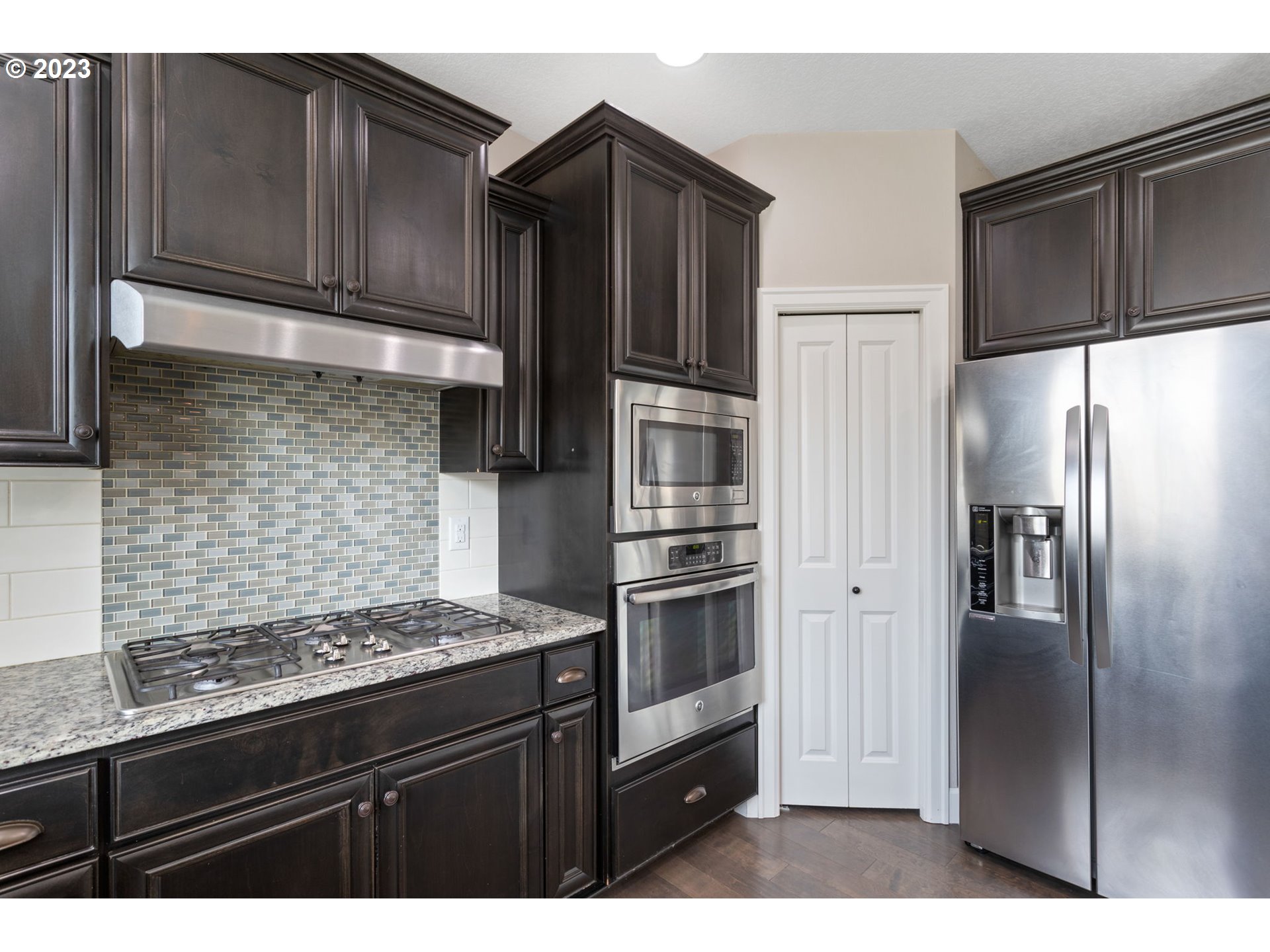 11840 NW MAPLE HILL LN