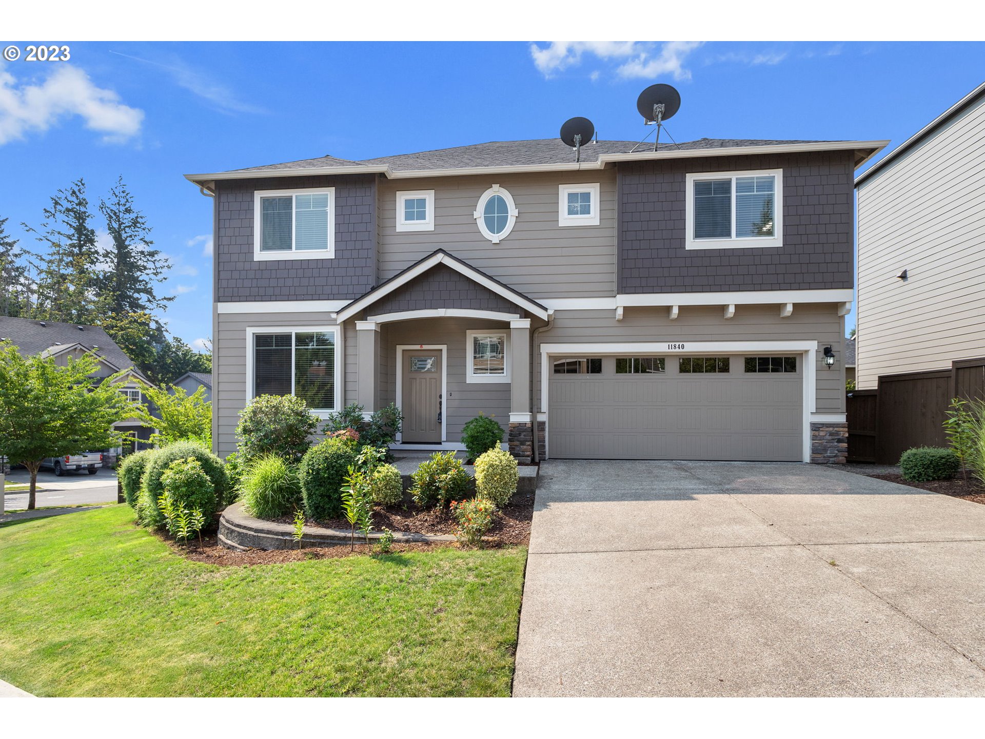 11840 NW MAPLE HILL LN