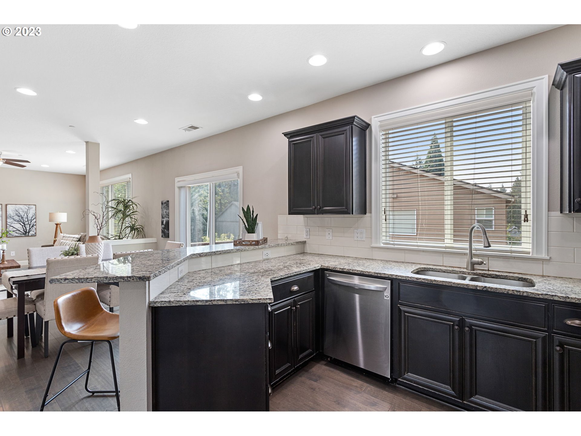 11840 NW MAPLE HILL LN