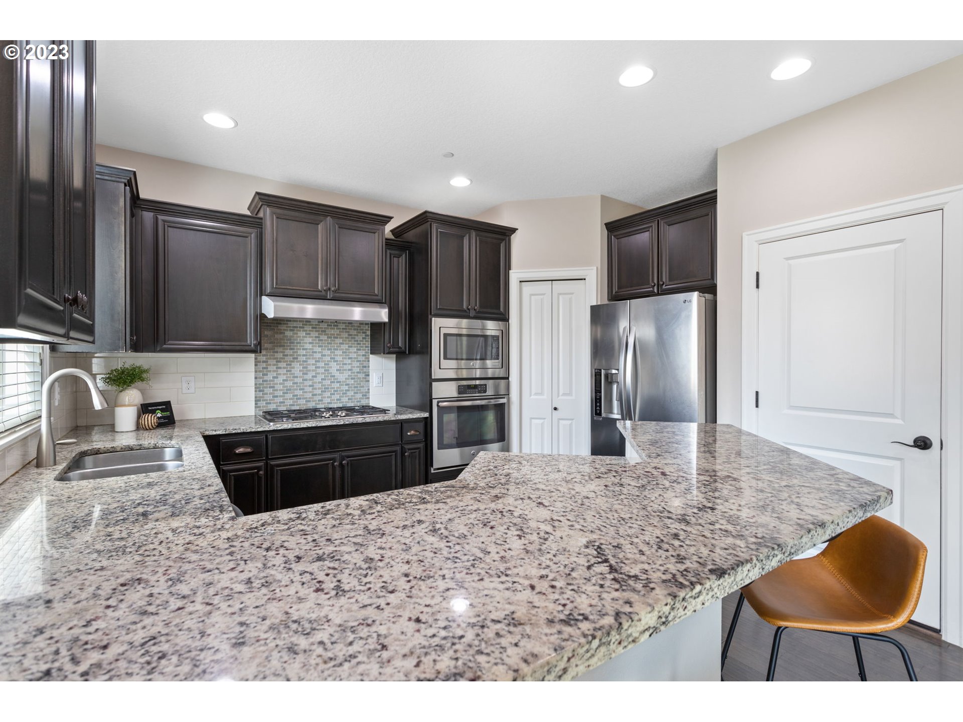 11840 NW MAPLE HILL LN