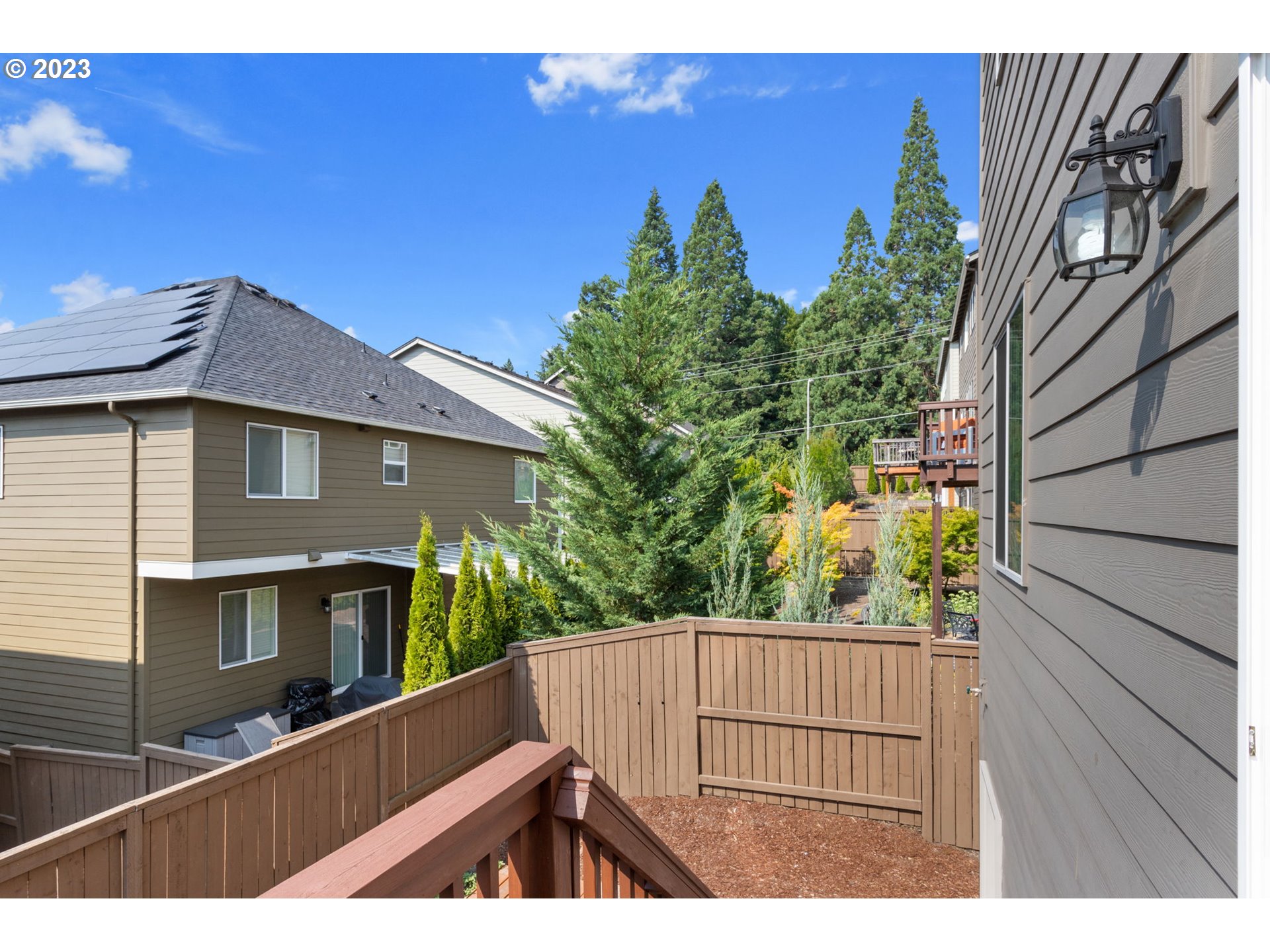 11840 NW MAPLE HILL LN