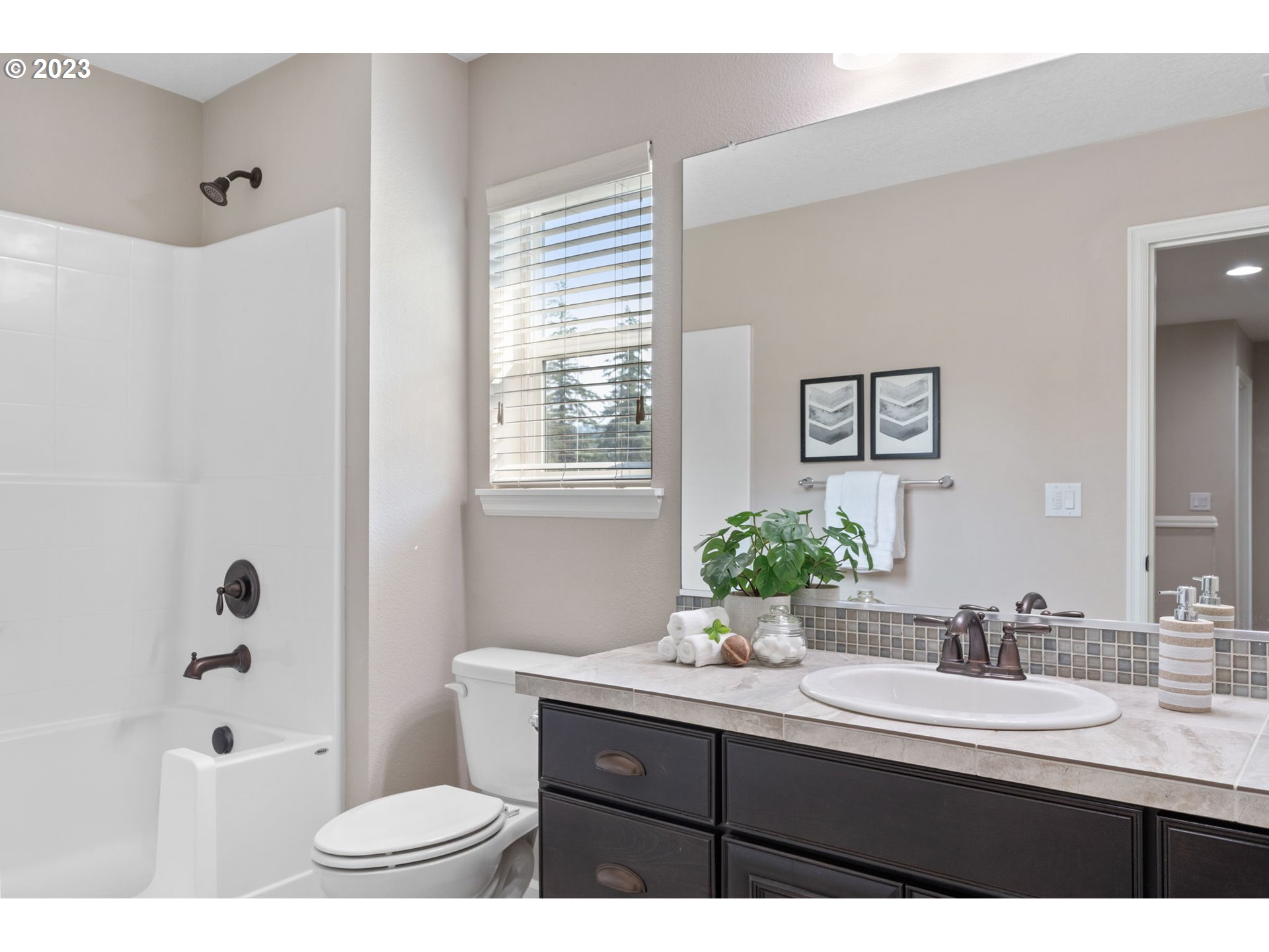 11840 NW MAPLE HILL LN