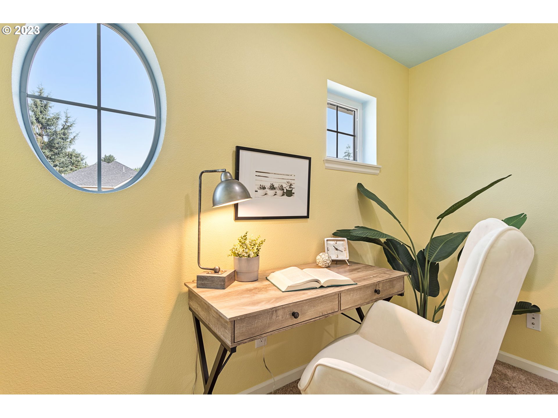 11840 NW MAPLE HILL LN