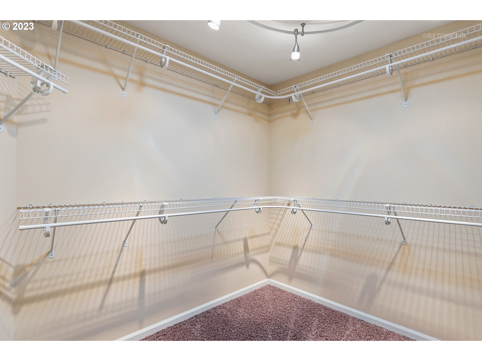 11640 SW FAIRVIEW LN