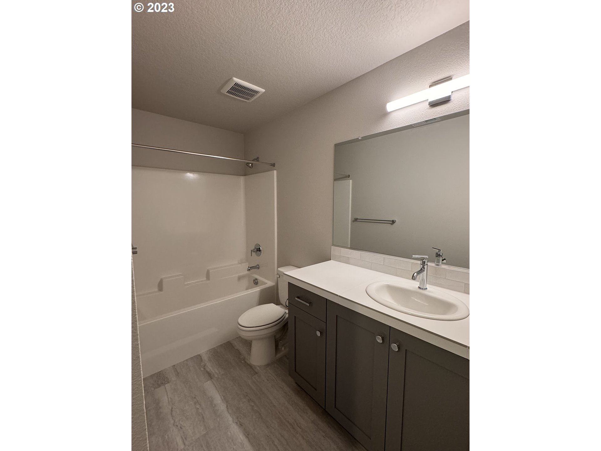 1137 Senna LN 50