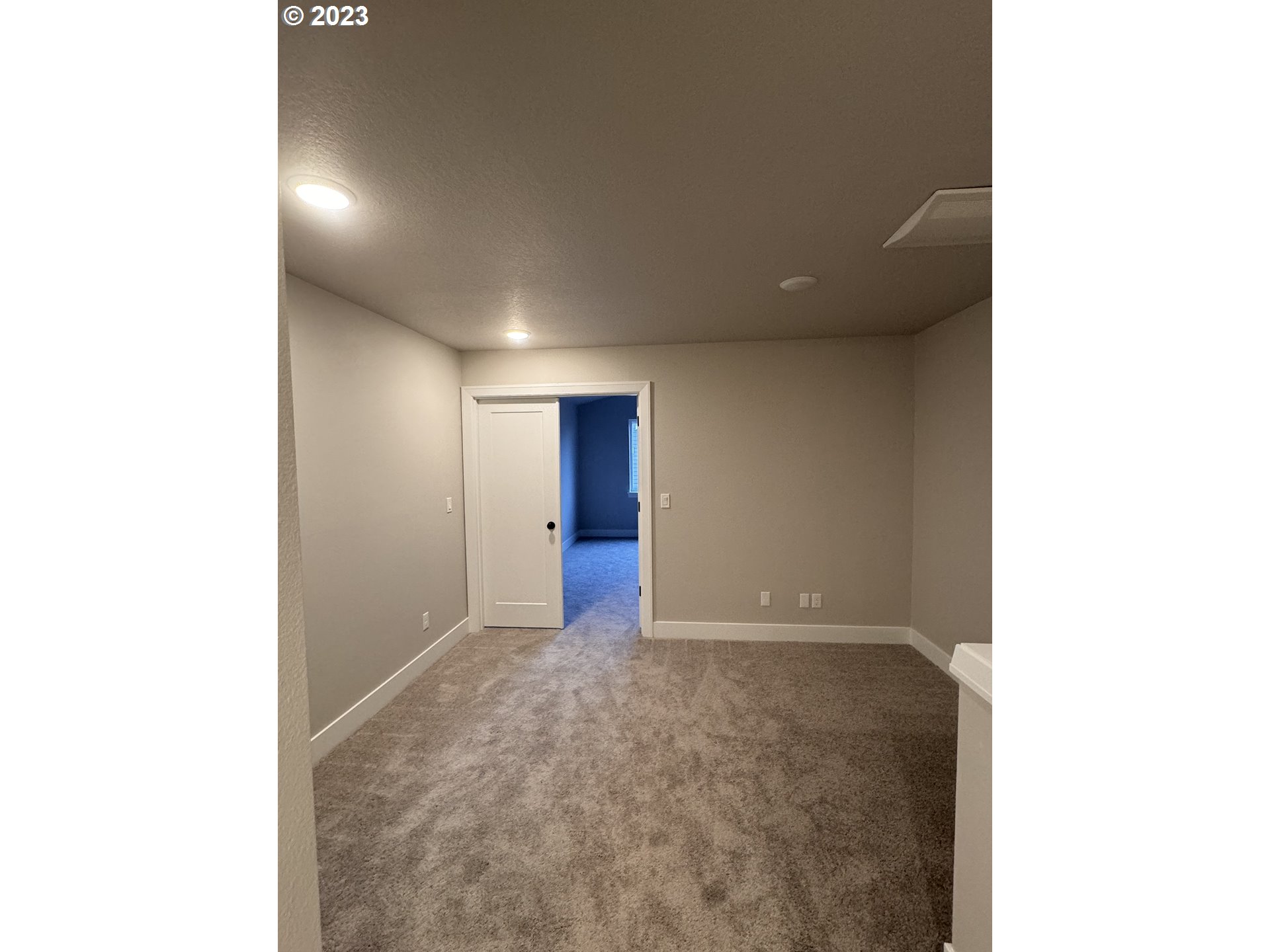 1137 Senna LN 50