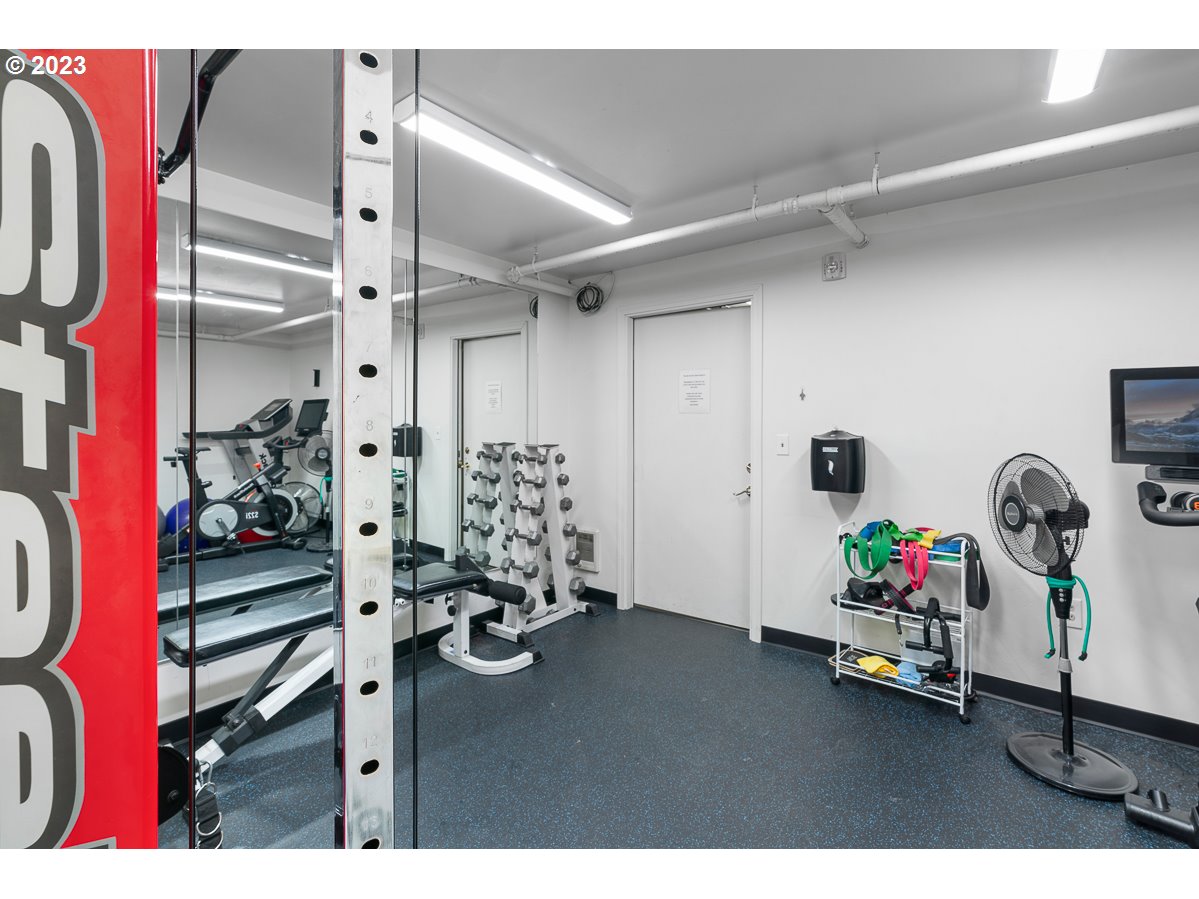 2211 SW PARK PL Unit: 1003