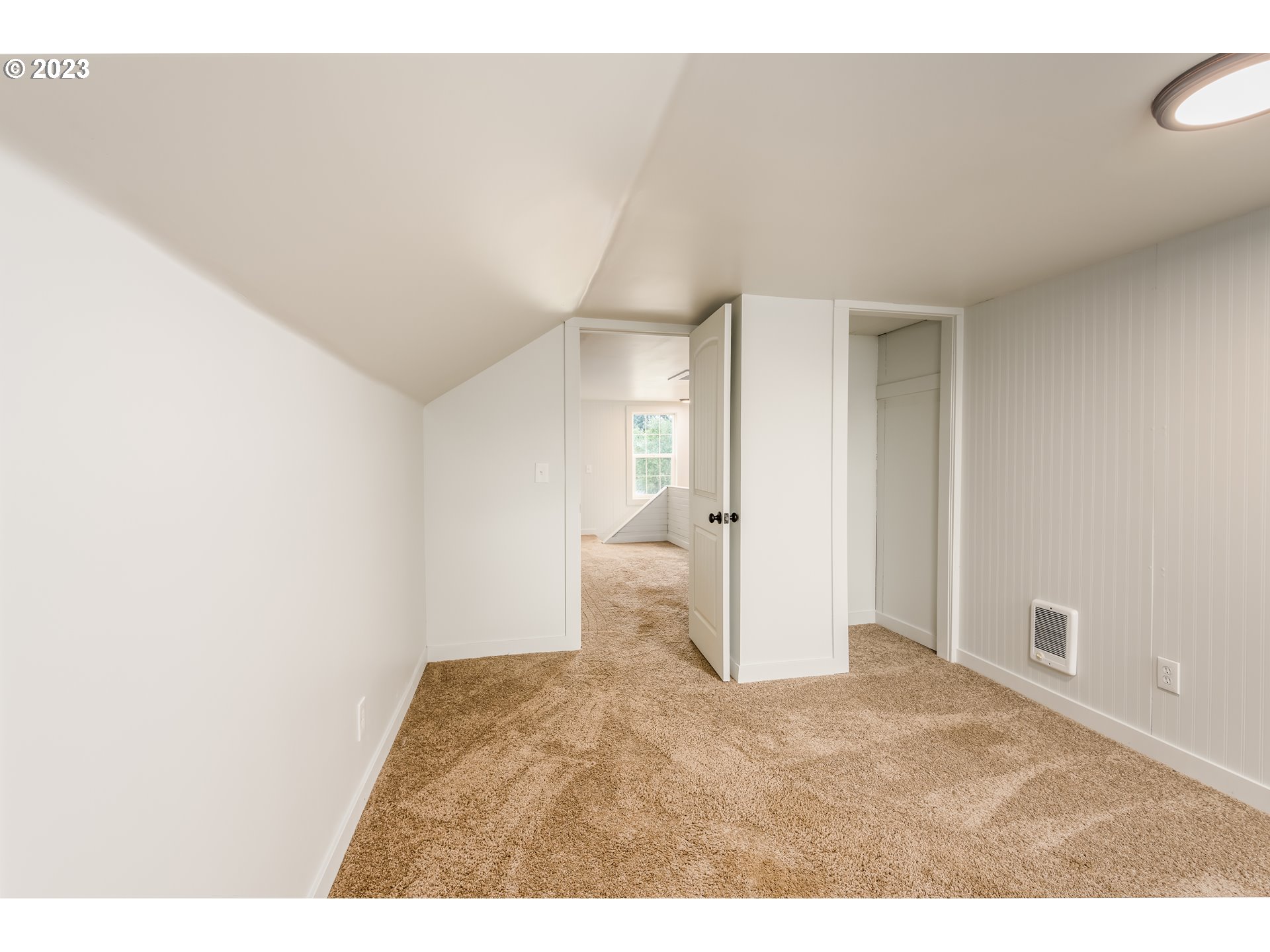 28995 S BEAVERCREEK RD