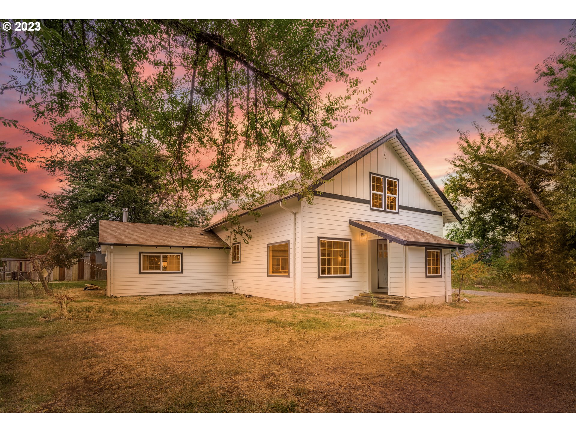 28995 S BEAVERCREEK RD