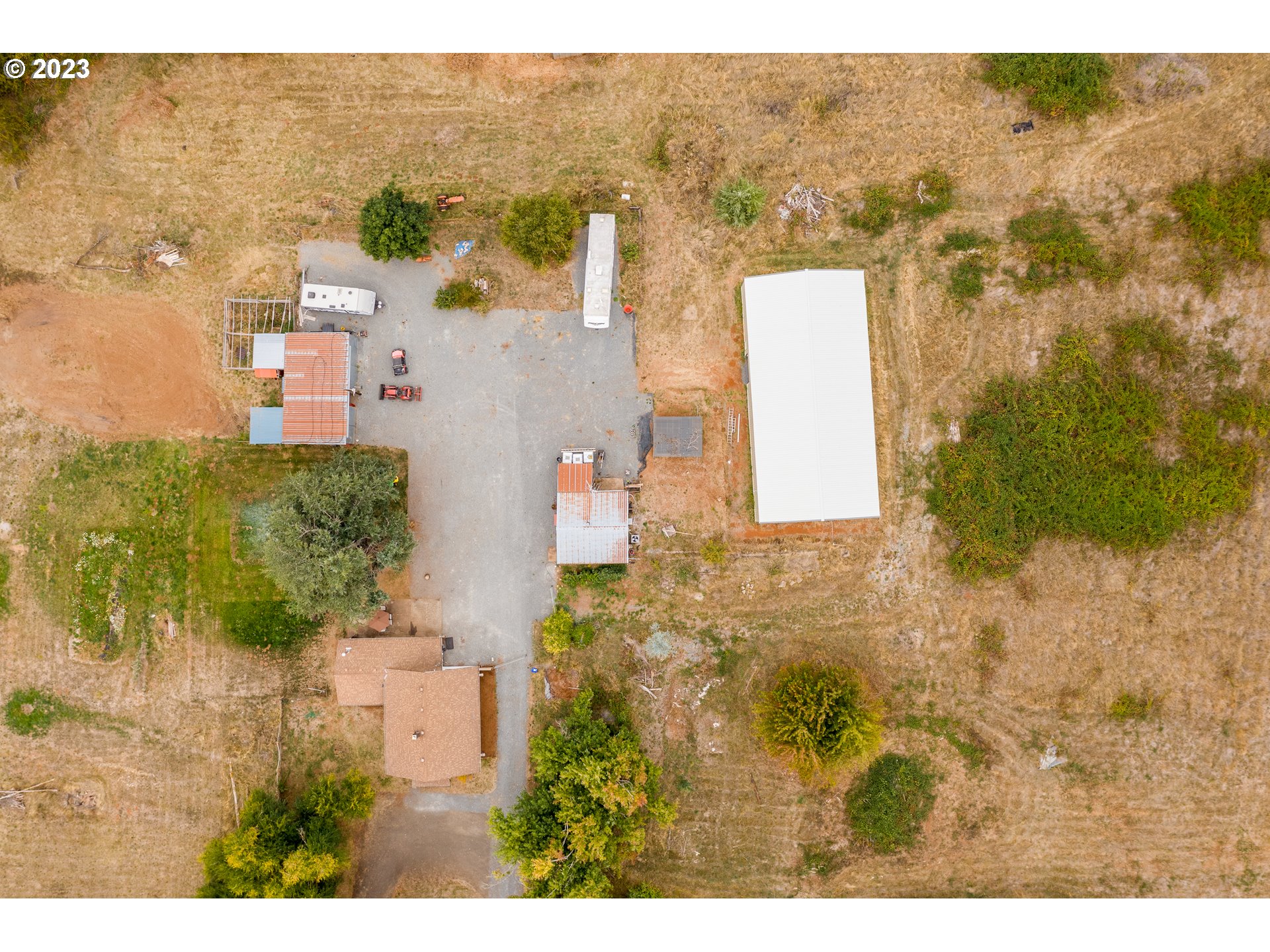 28995 S BEAVERCREEK RD