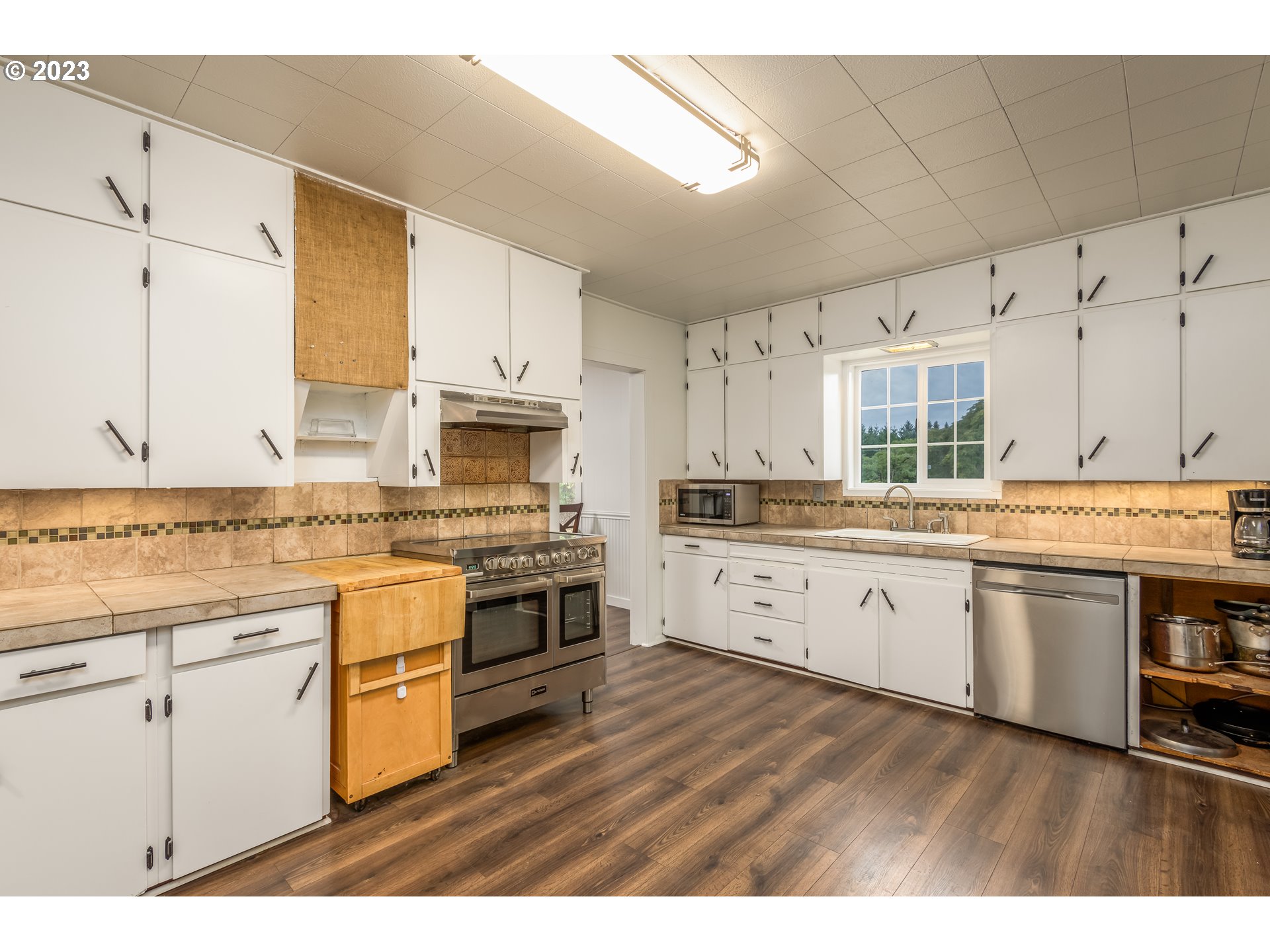 28995 S BEAVERCREEK RD