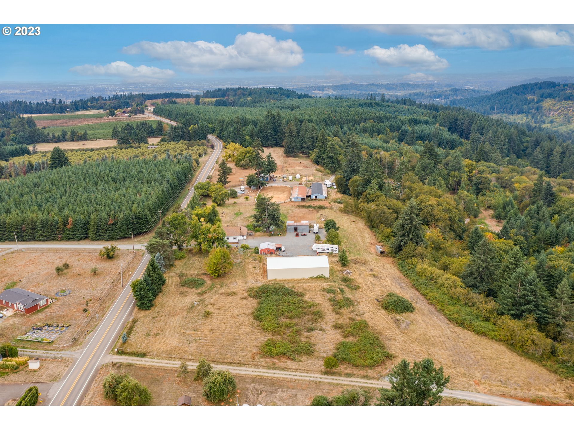 28995 S BEAVERCREEK RD