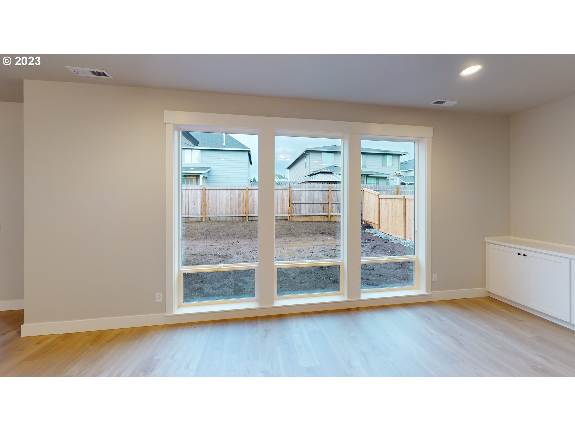 1013 NE 17TH AVE L 12