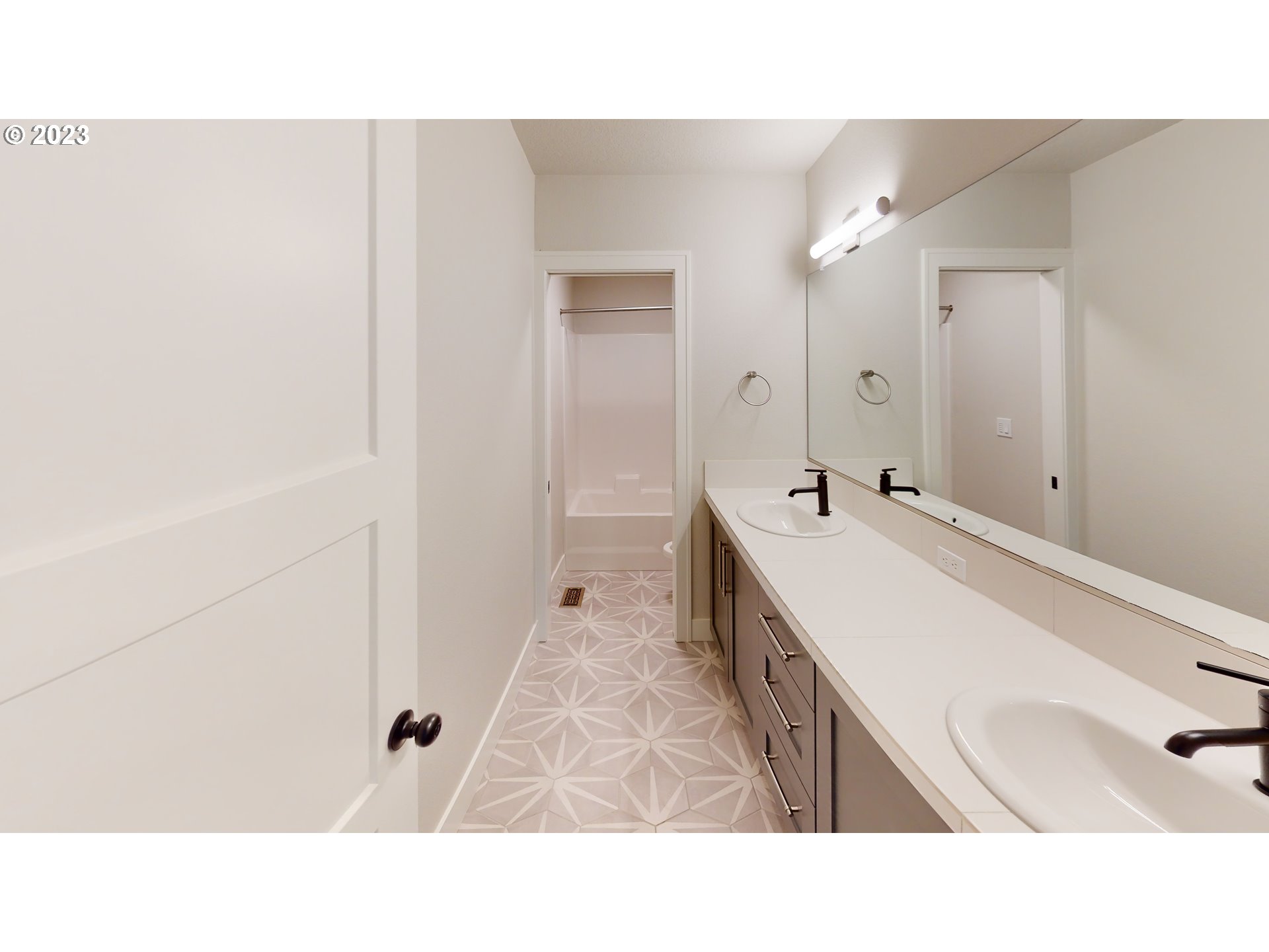 15882 SE BOLLAM DR L161